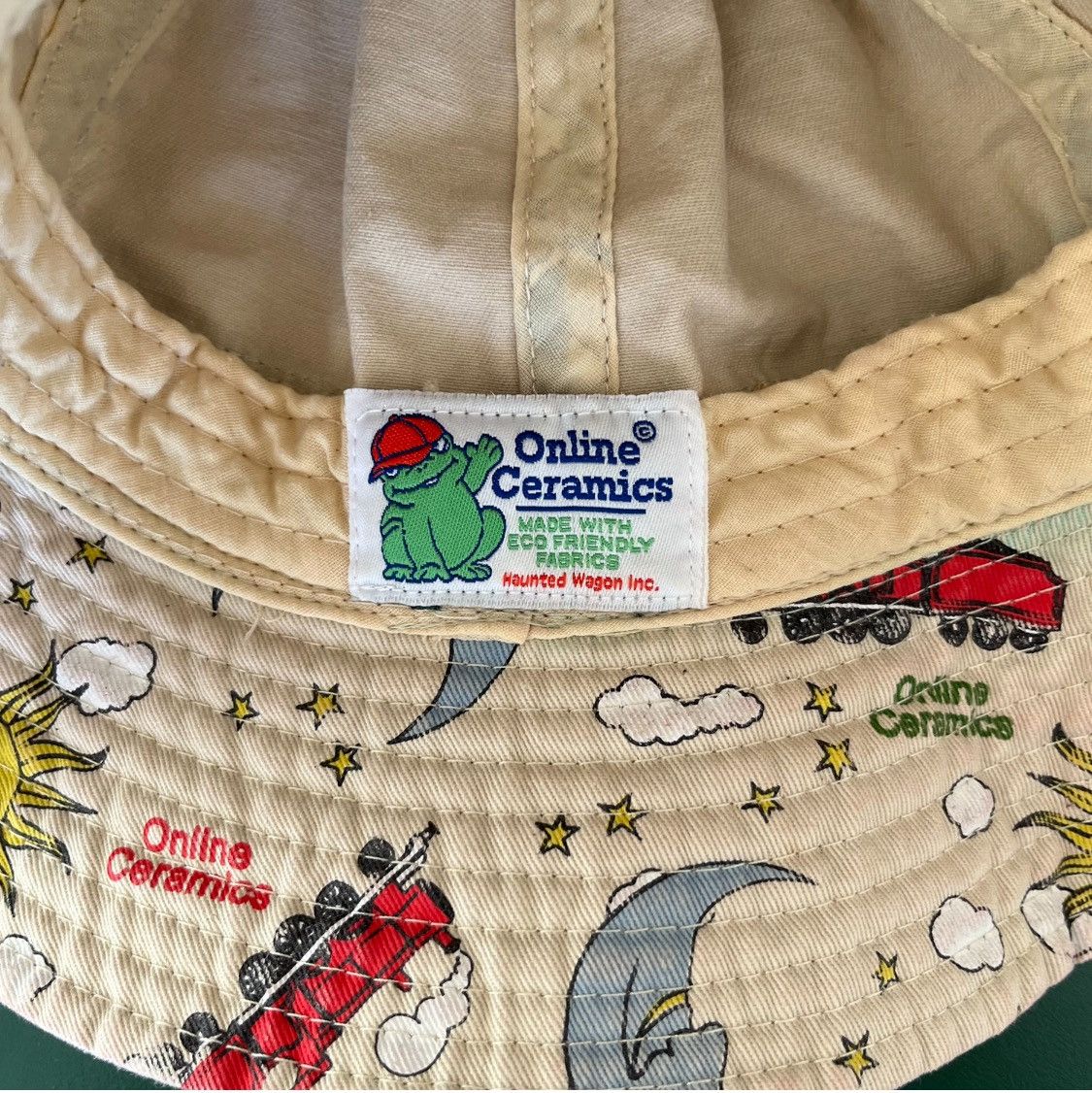 Online Ceramics Online ceramics Choo Choo bucket hat brand new Size ONE SIZE - 2 Thumbnail