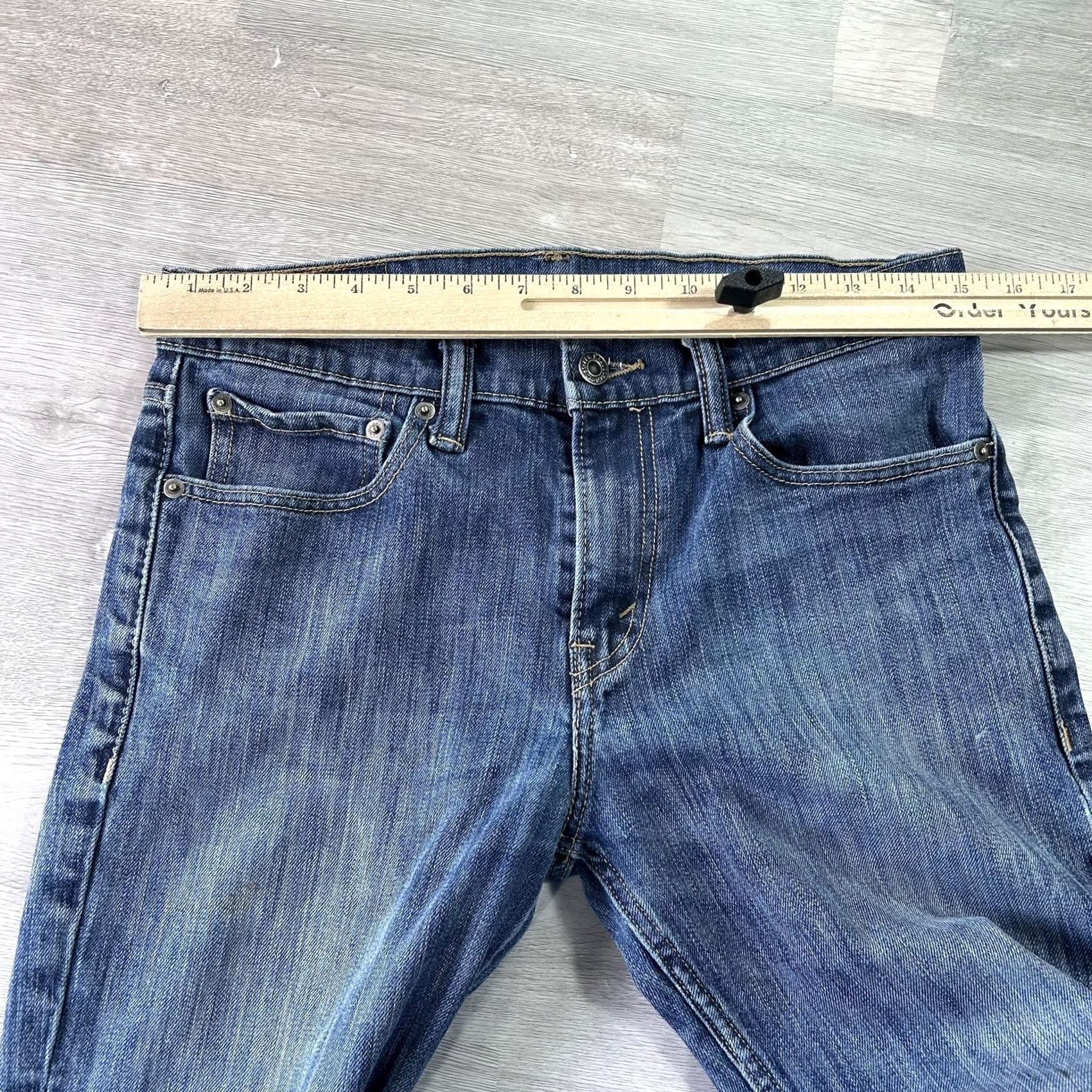 Levi's Levi's 511 Jeans Mens 31x32 Blue Medium Wash Slim Denim Stretch Straight Regular 5-Pocket Zip Size US 31 - 5 Thumbnail