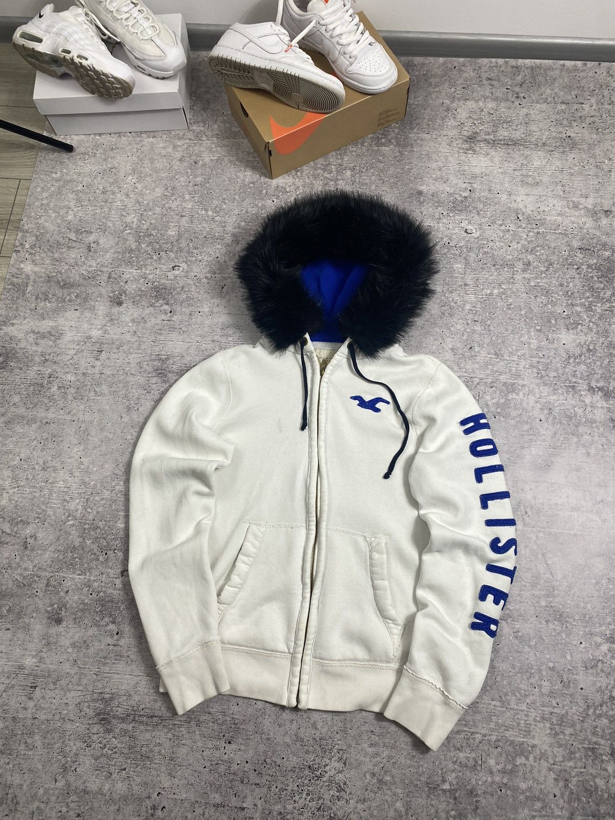 Hollister Vintage Hollister faux fur zip up hoodie opium y2k