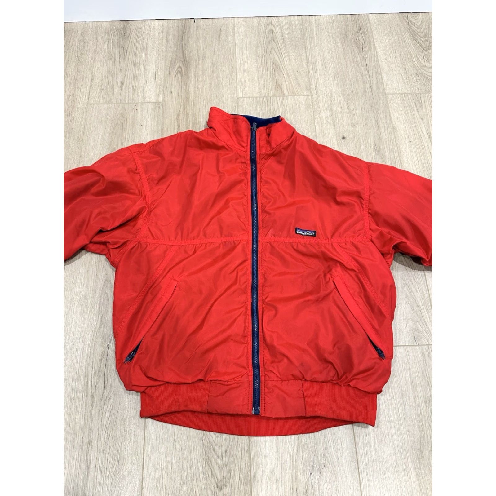 Patagonia VINTAGE Patagonia Men's Fleece Lined Bomber Jacket Red Blue Made in USA L 90s Outdoor Nylon Jacket Size US L / EU 52-54 / 3 - 3 Thumbnail