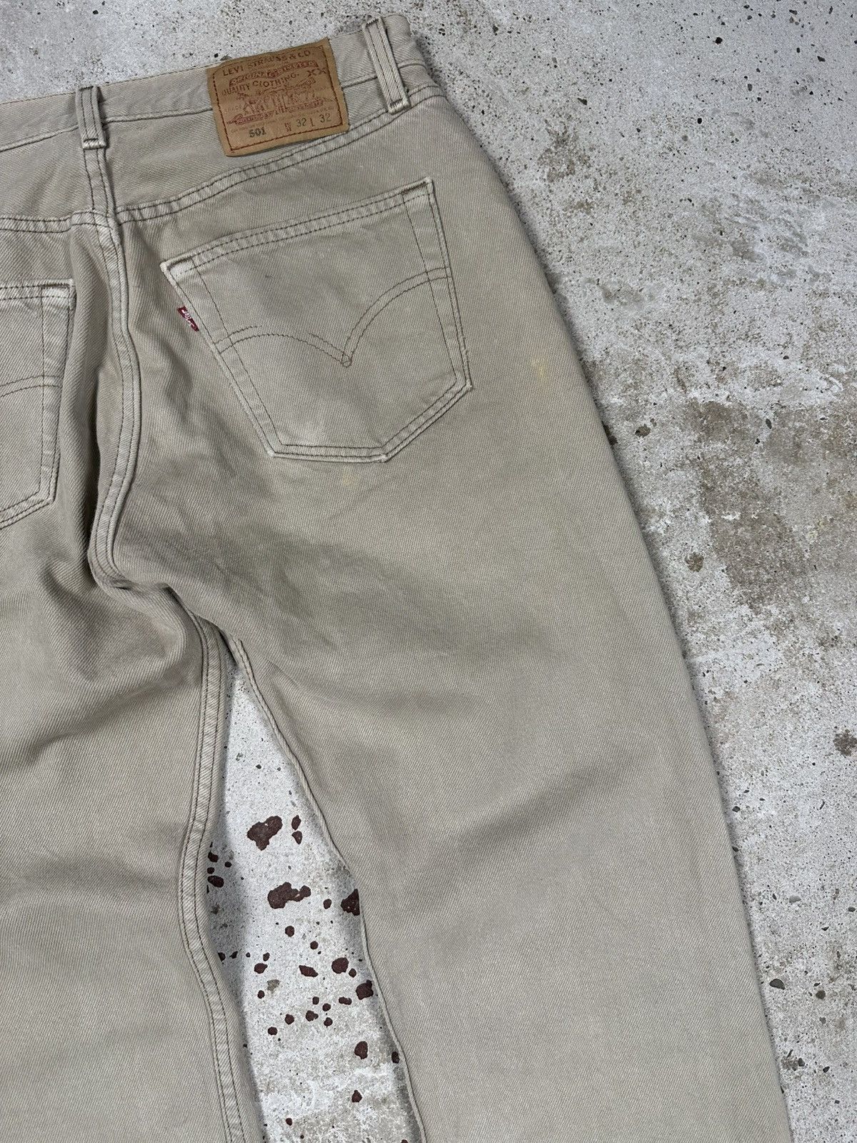 Levi's × Vintage Vintage 1995 Levi’s 501 Beige Distressed Denim Pants Jeans Size US 31 - 15 Thumbnail