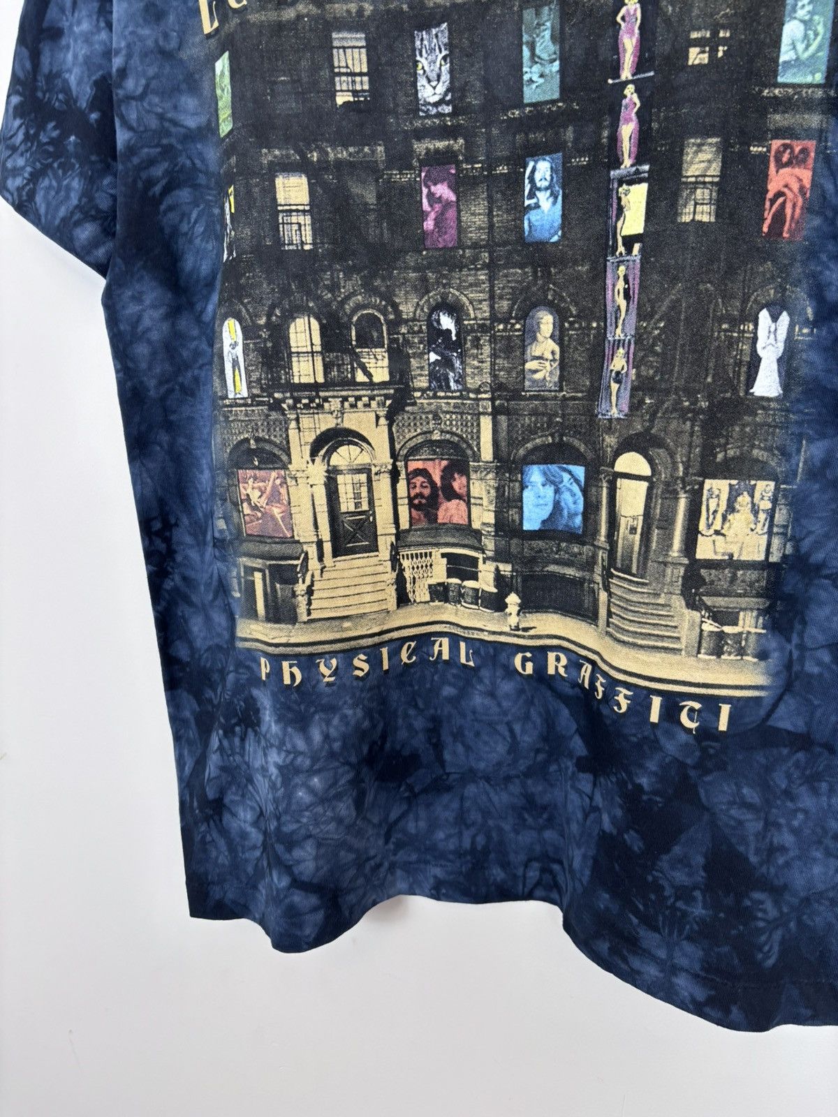 Liquid Blue Vintage Led Zeppelin Physical Graffiti Album T-Shirt Tee Size US M / EU 48-50 / 2 - 6 Thumbnail