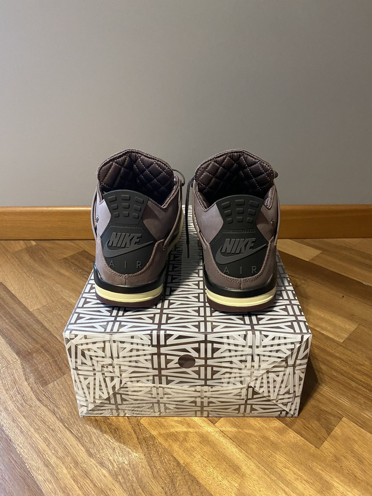 A Ma Maniere × Jordan Brand × Nike Jordan 4 “A Ma Maniere” Size US 10 / EU 43 - 4 Thumbnail
