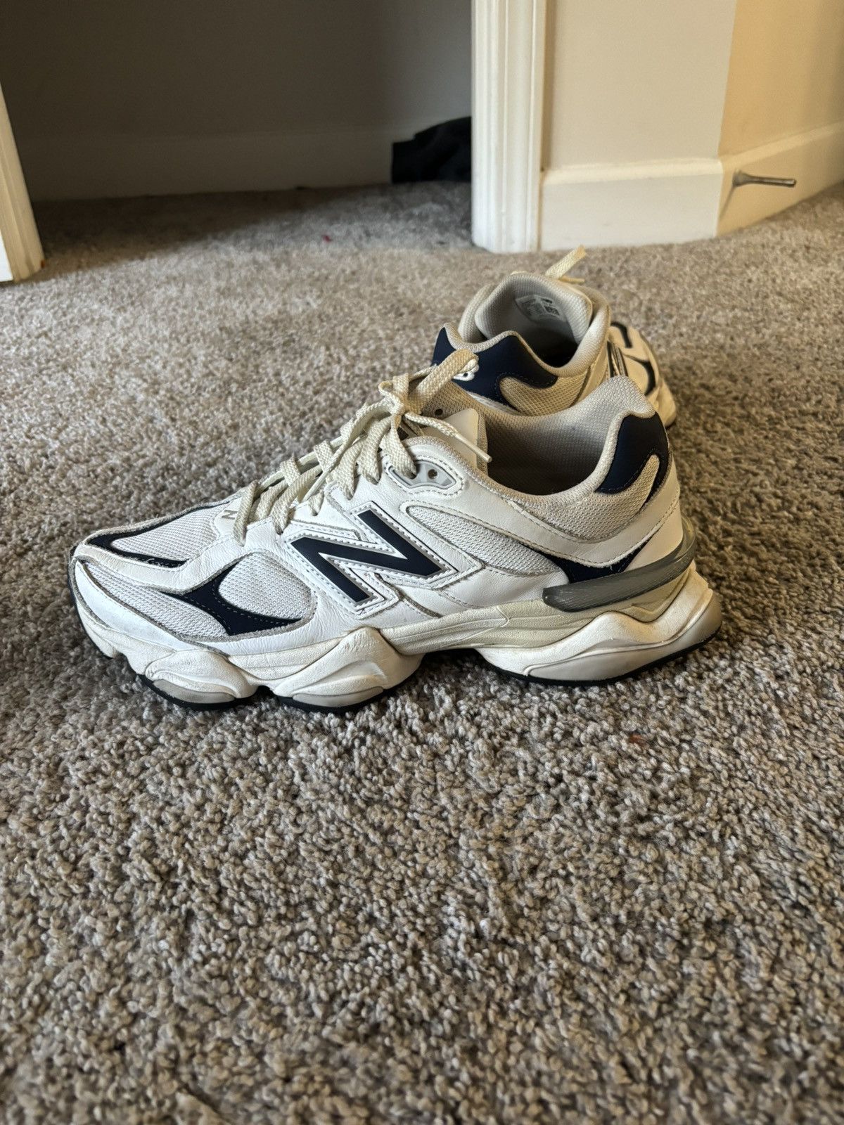 New Balance New Balance 9060 Size M10 Size US 10 / EU 43 - 2 Thumbnail