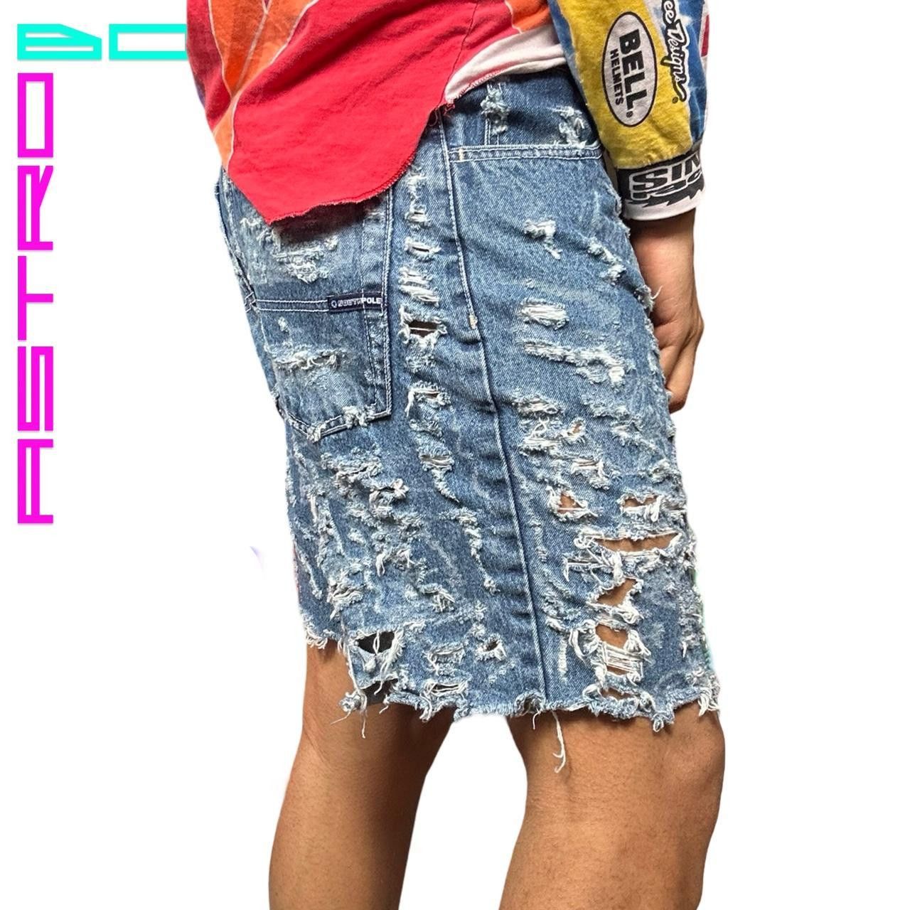 Southpole ASTROBOI* CUSTOM SOUTHPOLE RIPPED DENIM SHORTS Size US 30 / EU 46 - 3 Thumbnail