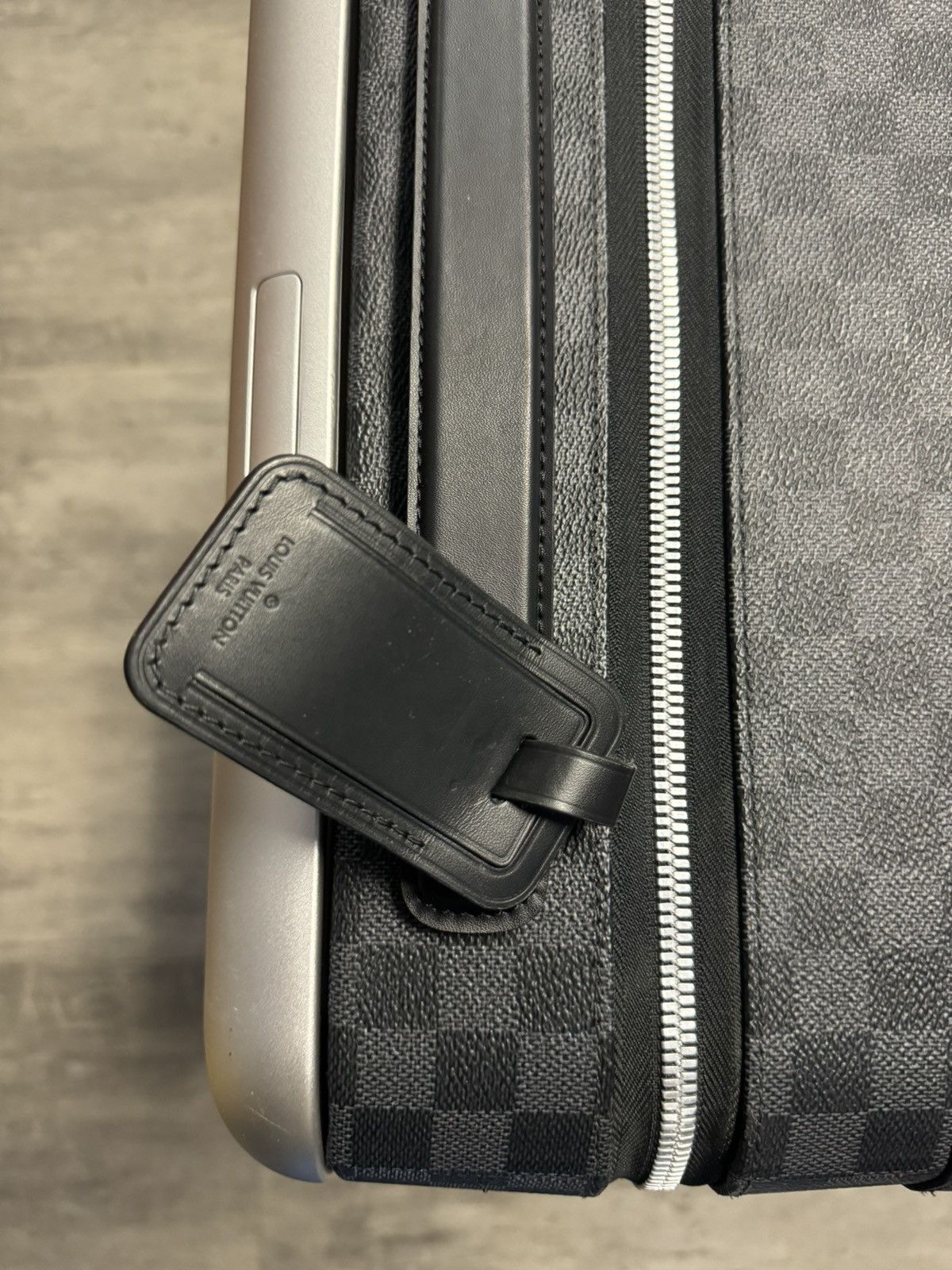 Louis Vuitton Louis Vuitton Horizon 55 Graphite Size ONE SIZE - 24 Thumbnail