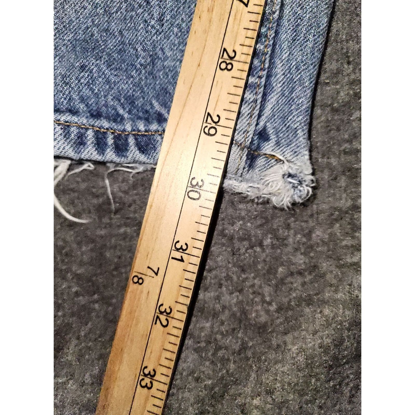 Levi's VINTAGE Levi's 545 Jeans Men 40x30 Tapered Loose High Rise Blue Gold Tab 90s Cowboy Distressed N/A Size US 40 / EU 56 - 6 Thumbnail
