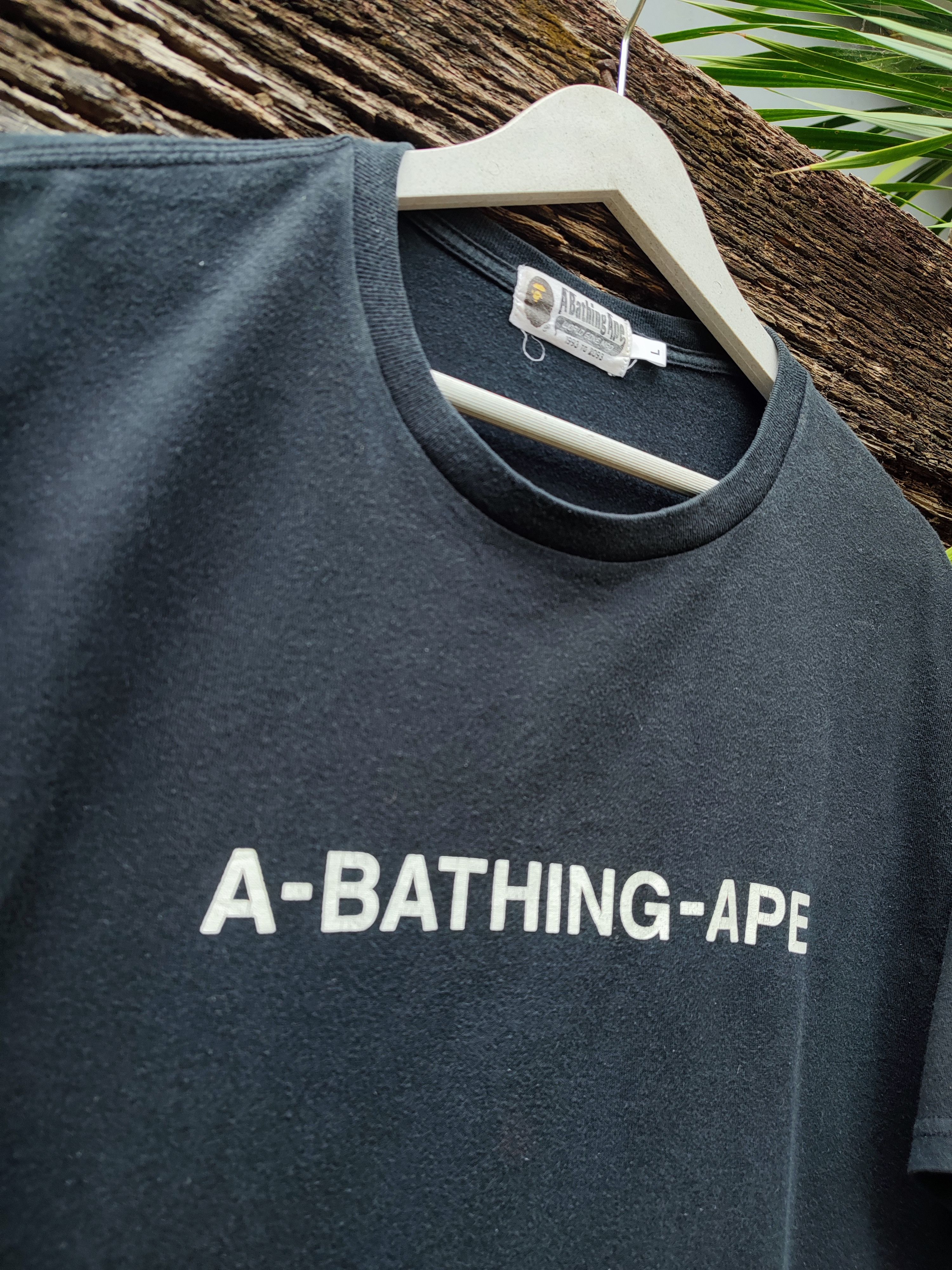 Bape A Bathing Ape World Gone Mad Tshirt Size US L / EU 52-54 / 3 - 2 Thumbnail