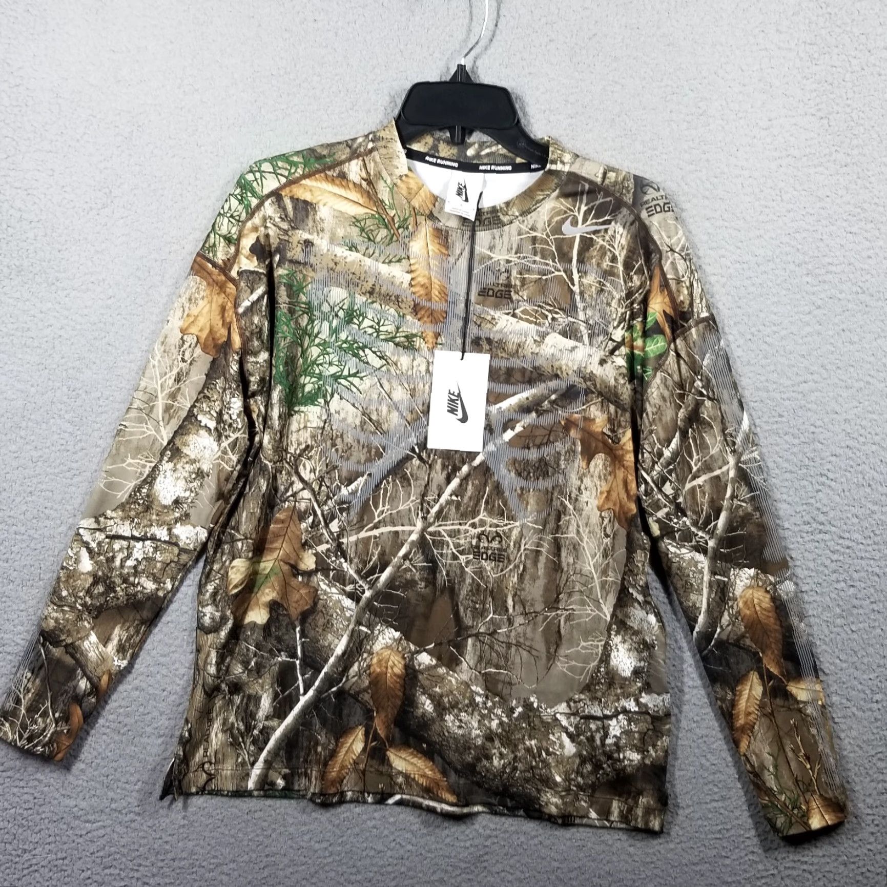 Nike VINTAGE NikeLab NRG Skeleton Camo Realtree Woman M Running Shirt CJ0179-237 NEW! Size US M / EU 48-50 / 2 - 2 Thumbnail