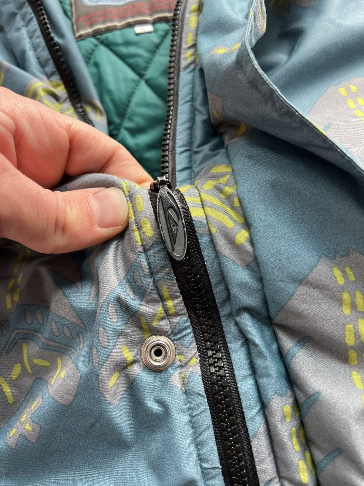 Quiksilver × Vintage Quiksilver 90s vintage super rare printed jacket Size US L / EU 52-54 / 3 - 7 Thumbnail