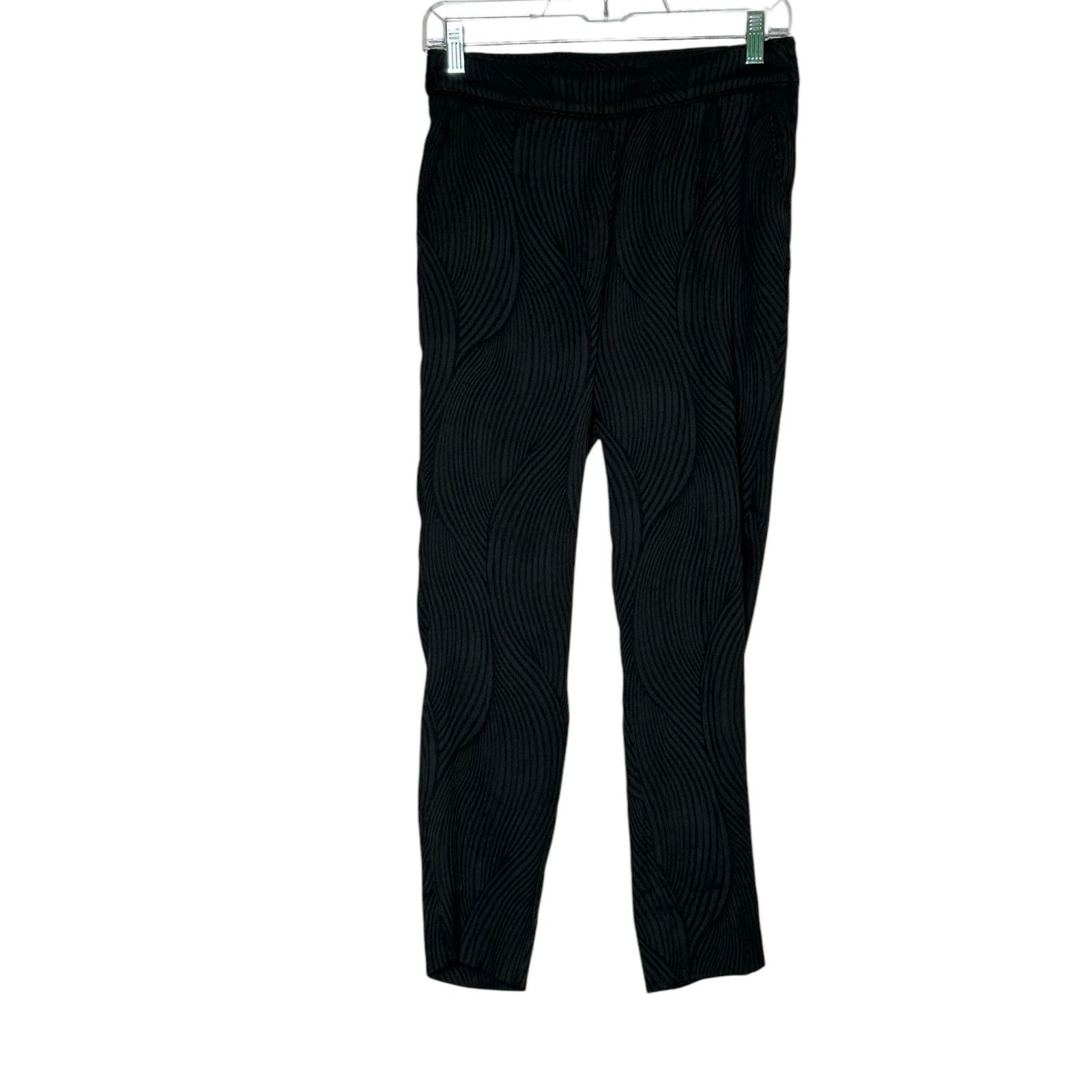 H&M H&M black textured skinny ankle pants size 2 Size 26" / US 2 / IT 38 - 9 Thumbnail