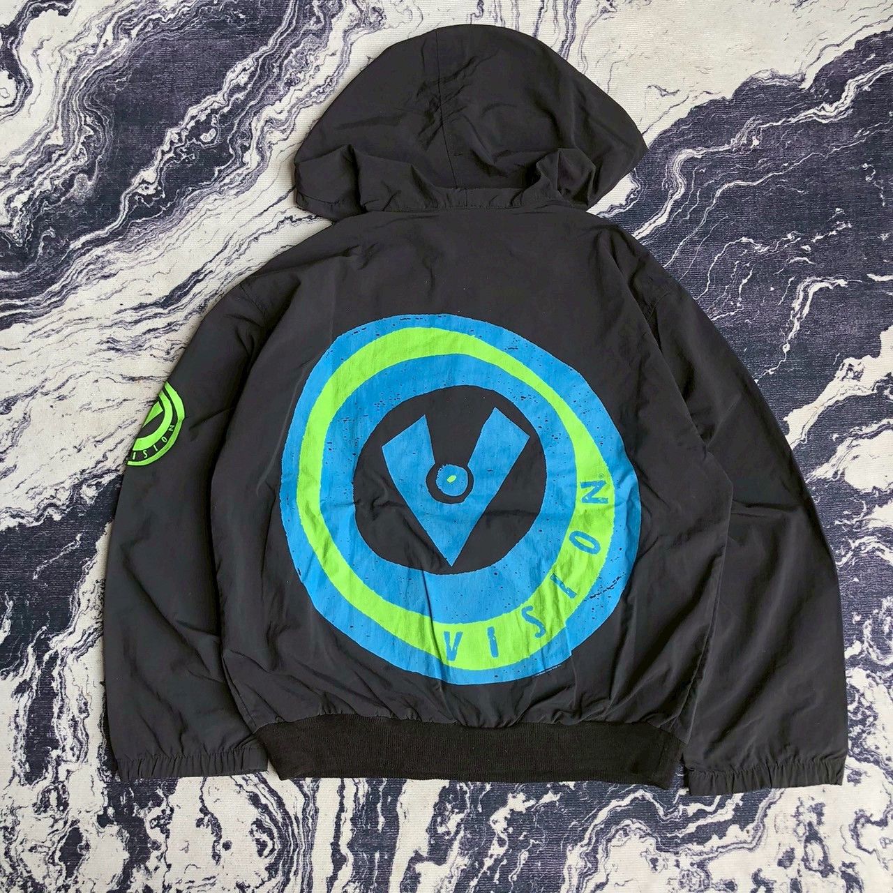 Vision Streetwear Vintage 90s Vision Street Wear Logo Hooded Anorak Jacket Size US L / EU 52-54 / 3 - 2 Thumbnail