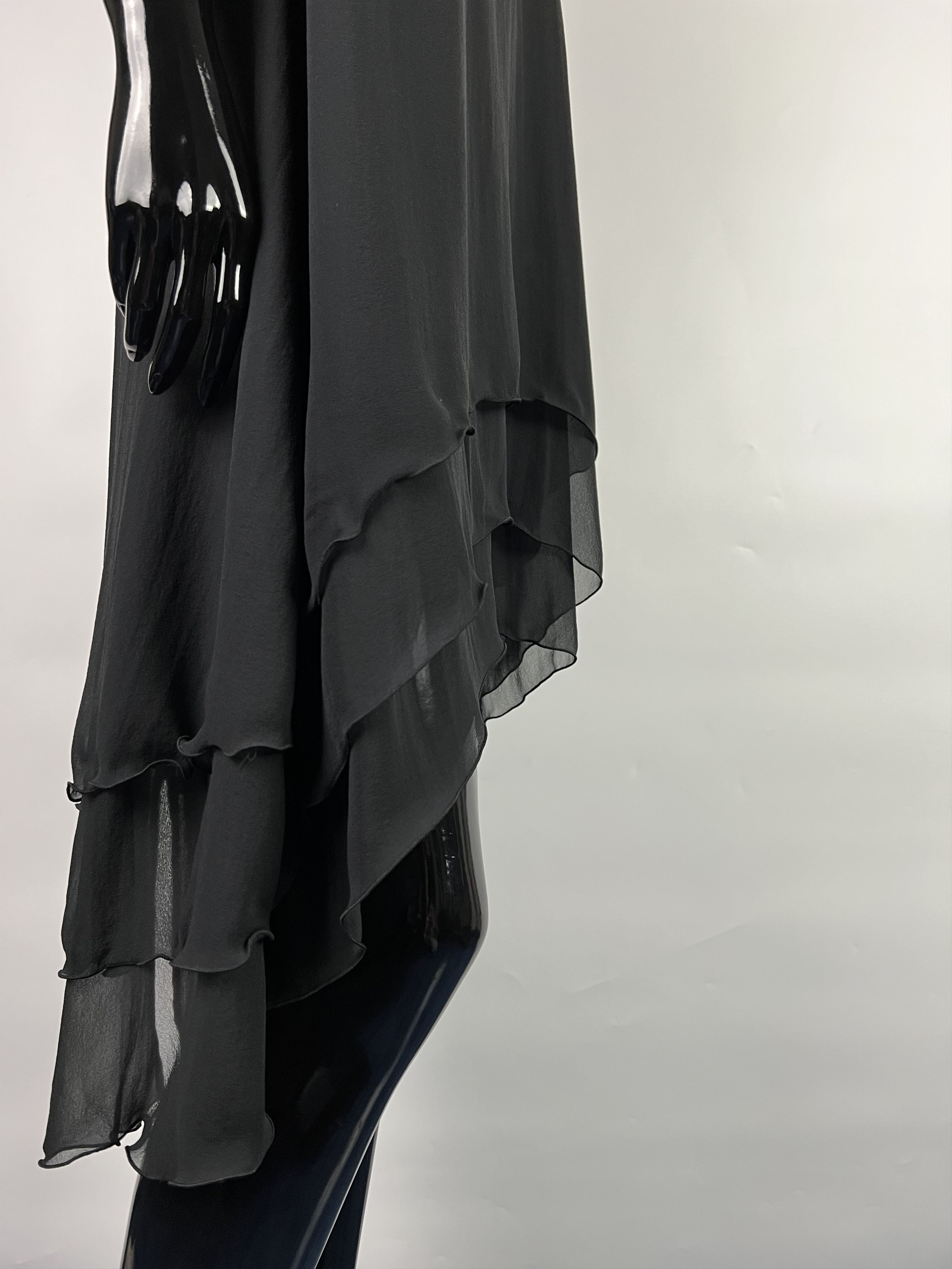 H&M × Karl Lagerfeld Karl Lagerfeld For H&M Sleeveless Asymmetric Silk Dress US6 Size M / US 6-8 / IT 42-44 - 4 Thumbnail