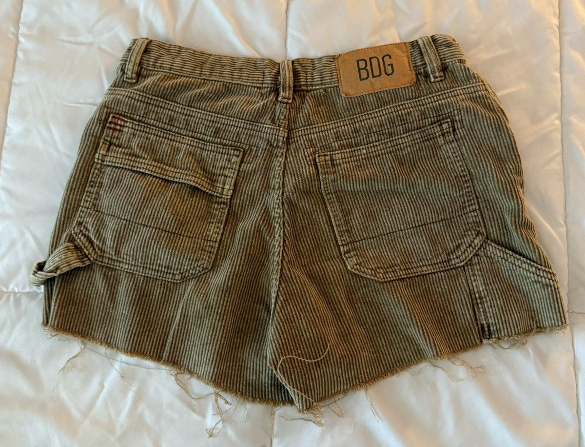 Bdg BDG Corduroy Shorts Size 26" / US 2 / IT 38 - 3 Thumbnail