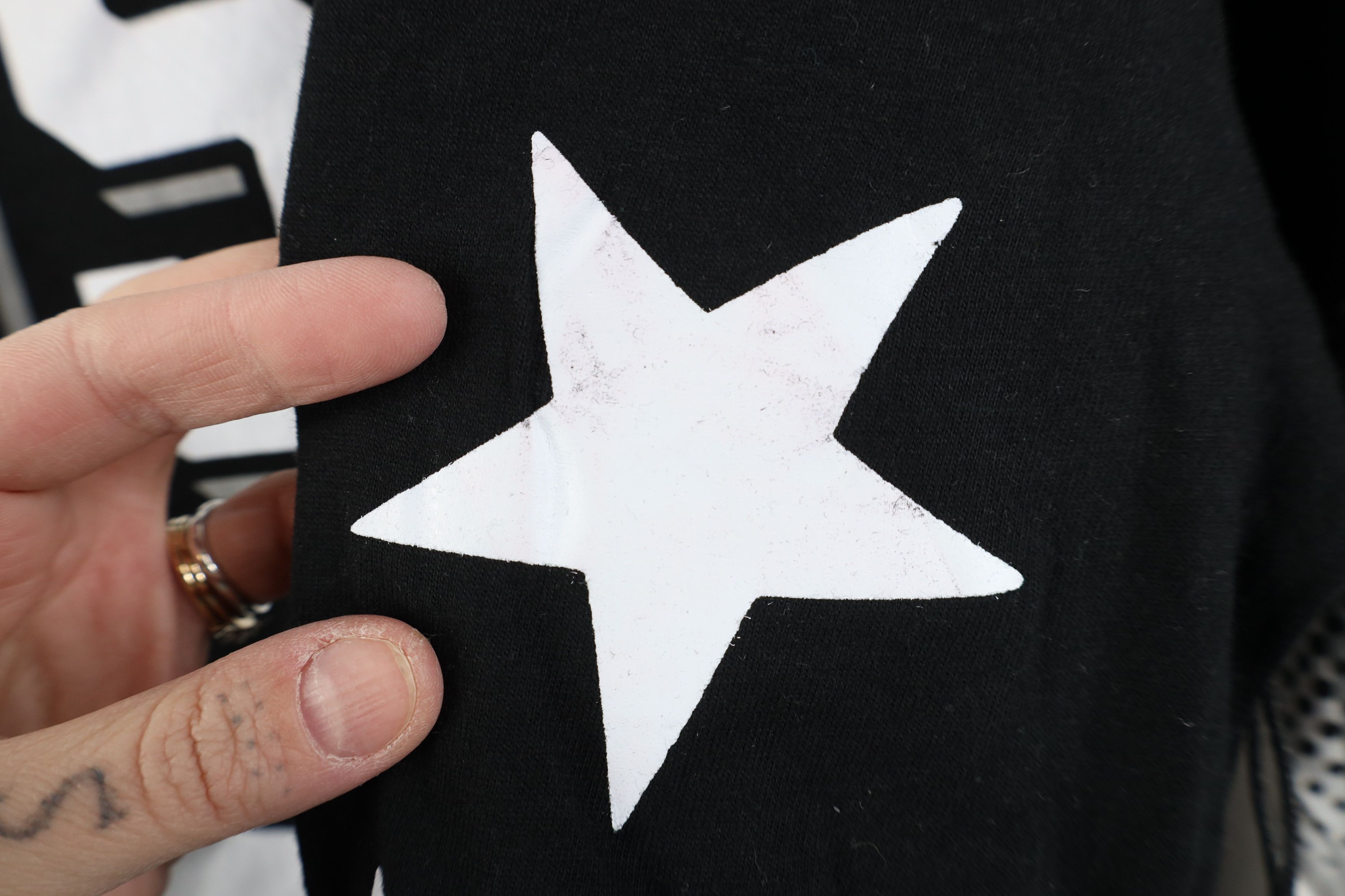 Vintage Deadstock Vintage Y2K Streetwear Flag Long Sleeve T-Shirt Size US XXL / EU 58 / 5 - 5 Thumbnail