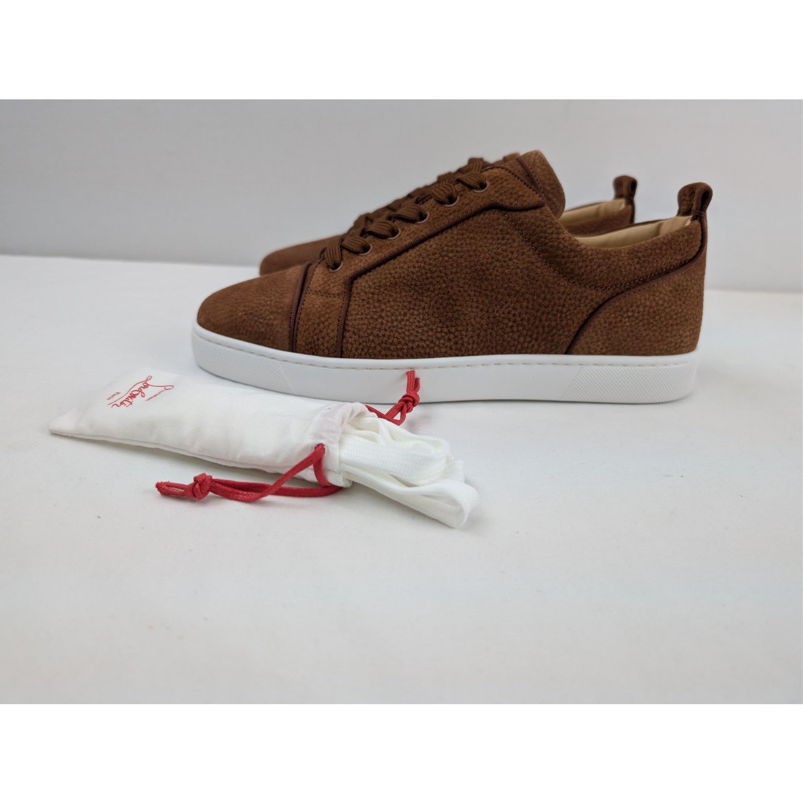 Christian Louboutin o1rshd1 Louis Junior Orlato Flat Shoe Sneakers Brown/White Size US 10 / EU 43 - 10 Thumbnail