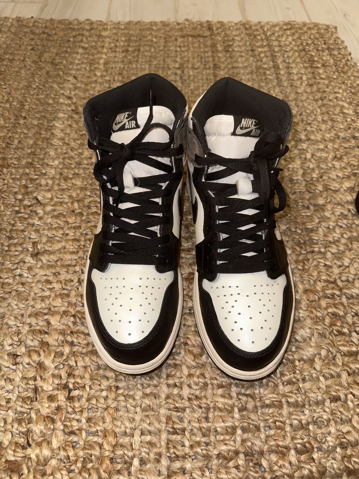 Jordan Brand Jordan 1 Mocha Size US 11 / EU 44 - 4 Thumbnail