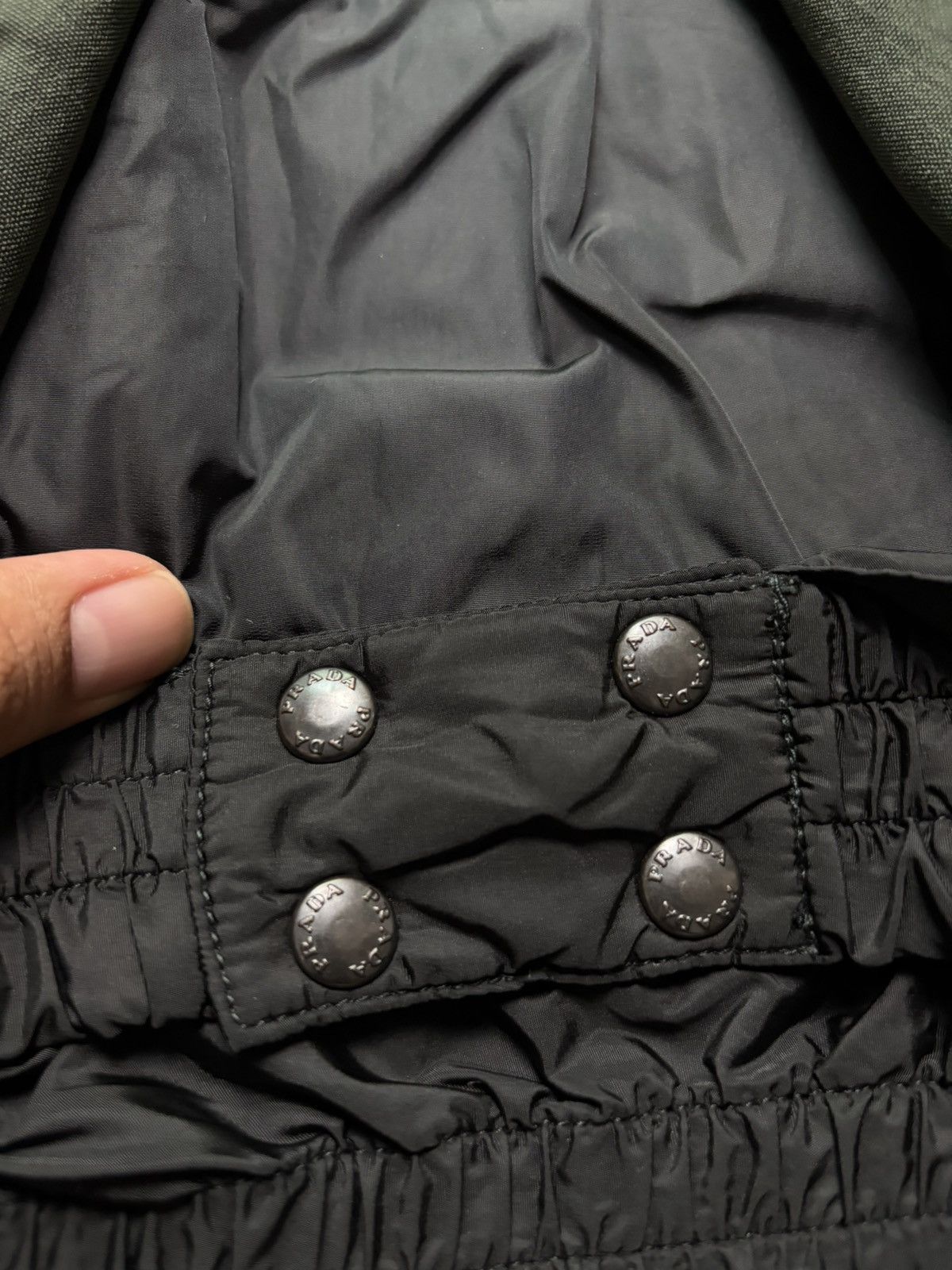Prada FW00 Prada Sport Big Logo Nylon Padded Ski Coat Jacket Size US M / EU 48-50 / 2 - 16 Thumbnail