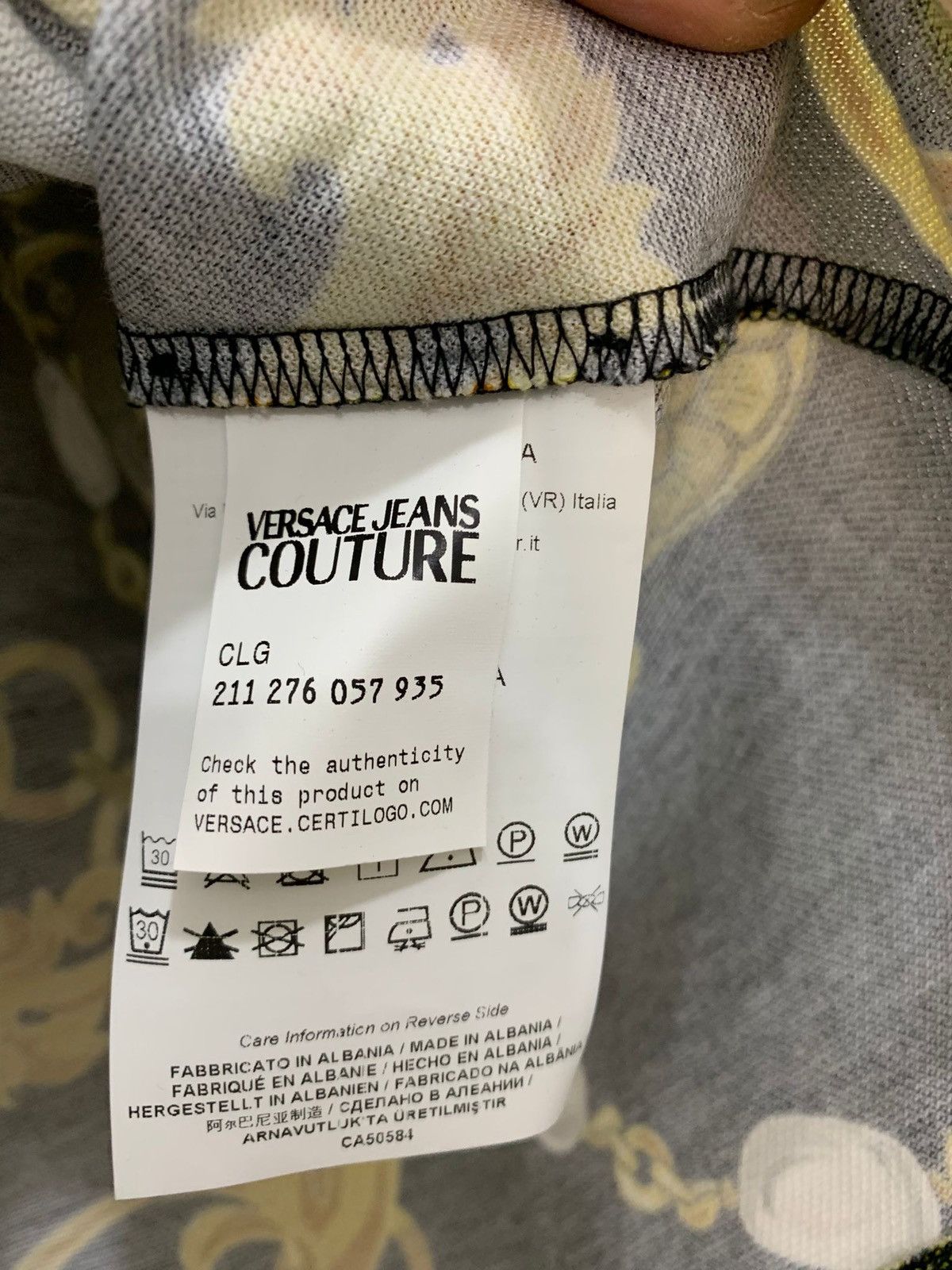 Versace Jeans Couture Print Chain Polo Couture Versace Jeans Culture size S new Size US S / EU 44-46 / 1 - 11 Thumbnail