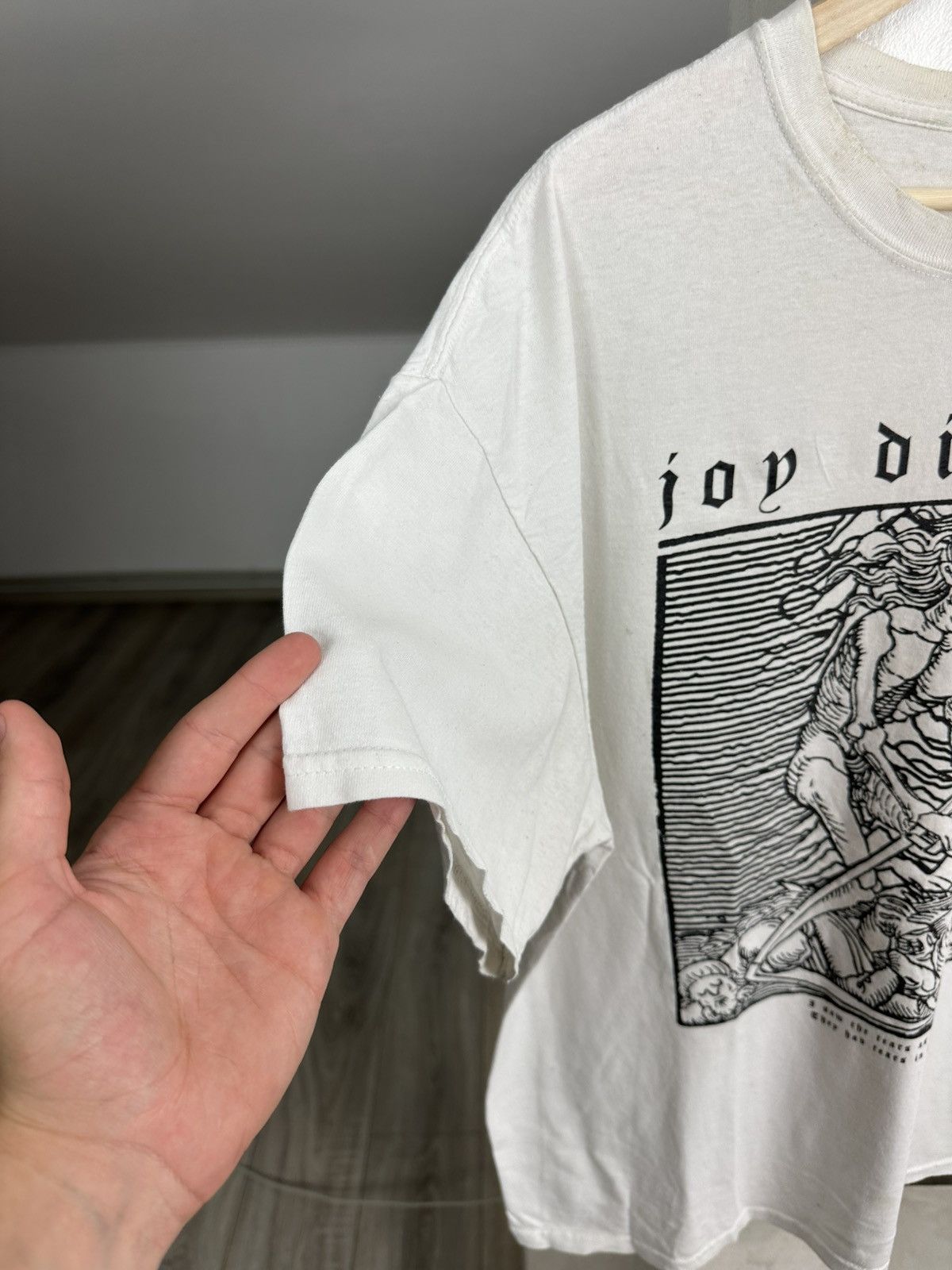 Band Tees Vintage Joy Division Band T Shirt Logo Size US XL / EU 56 / 4 - 8 Thumbnail