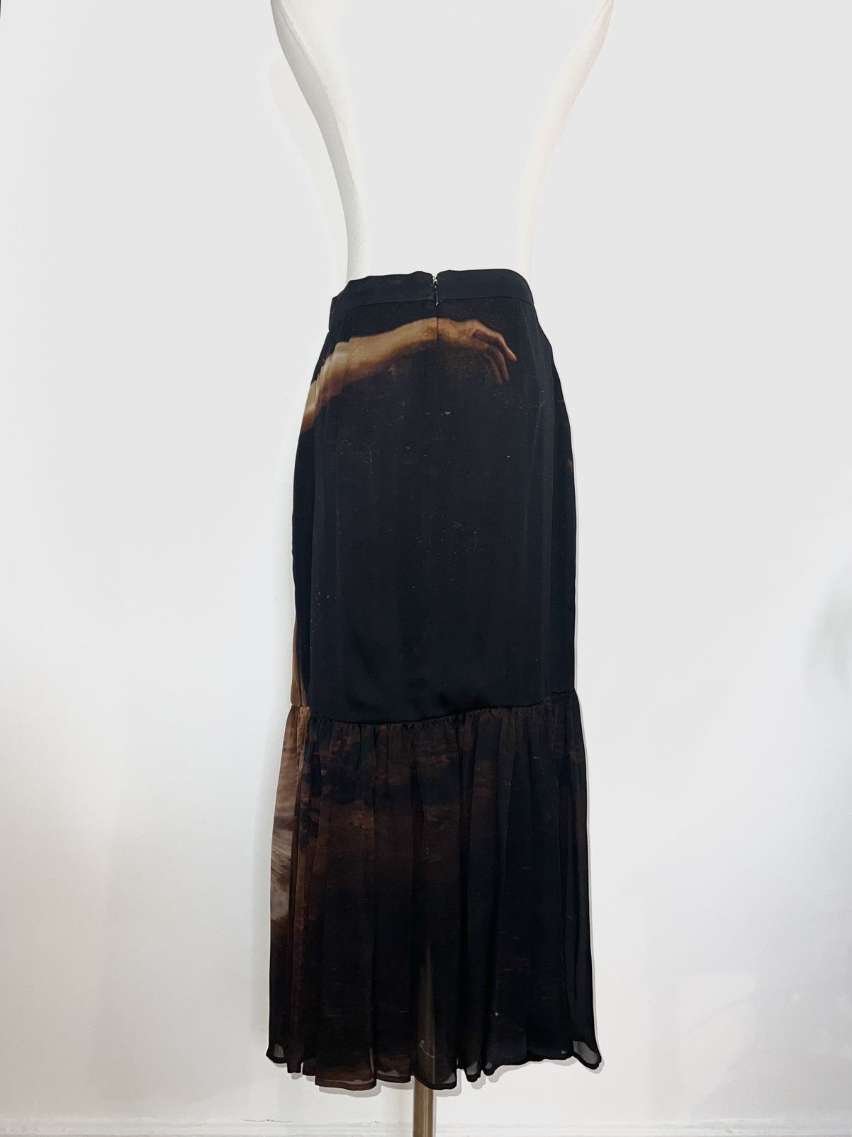 Givenchy Givenchy “Faun” printed silk skirt from the Fall 2015 Size 27" / US 4 / IT 40 - 4 Thumbnail