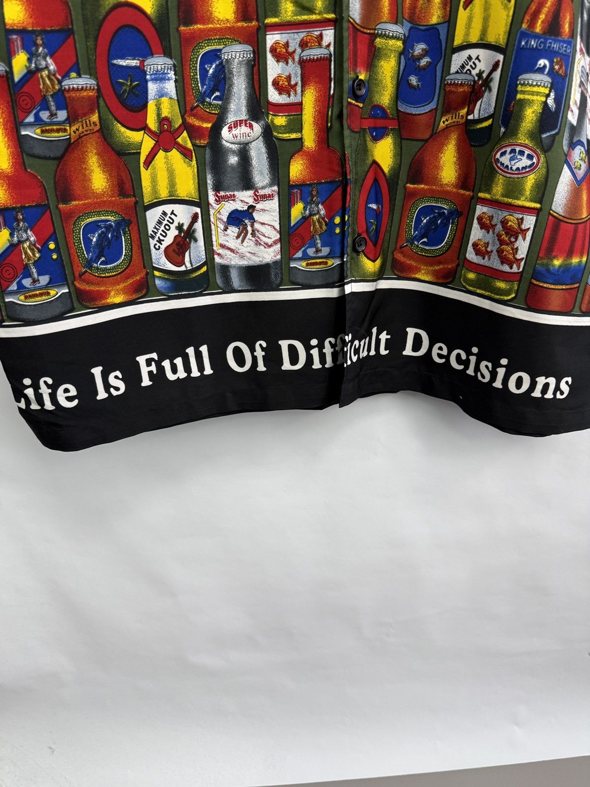 Budweiser 🇺🇸 Vintage 90s Life is Full of Difficult Decisions Heineken Size US M / EU 48-50 / 2 - 5 Thumbnail