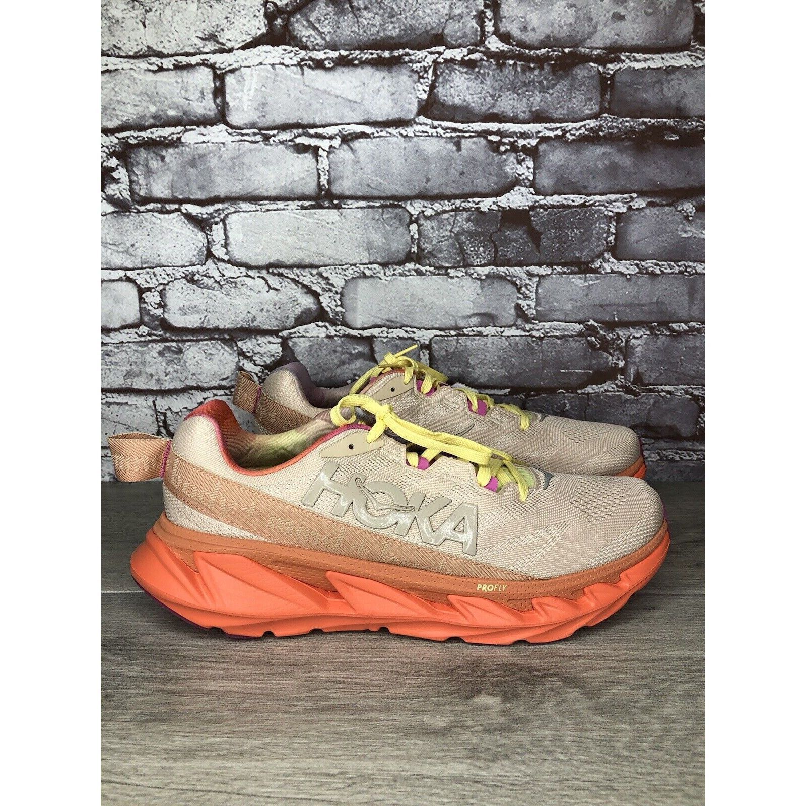 Hoka Hoka One One Elevon 2 Mental Health Sand Camelia Running Sho Size US 12 / IT 42 - 1 Thumbnail