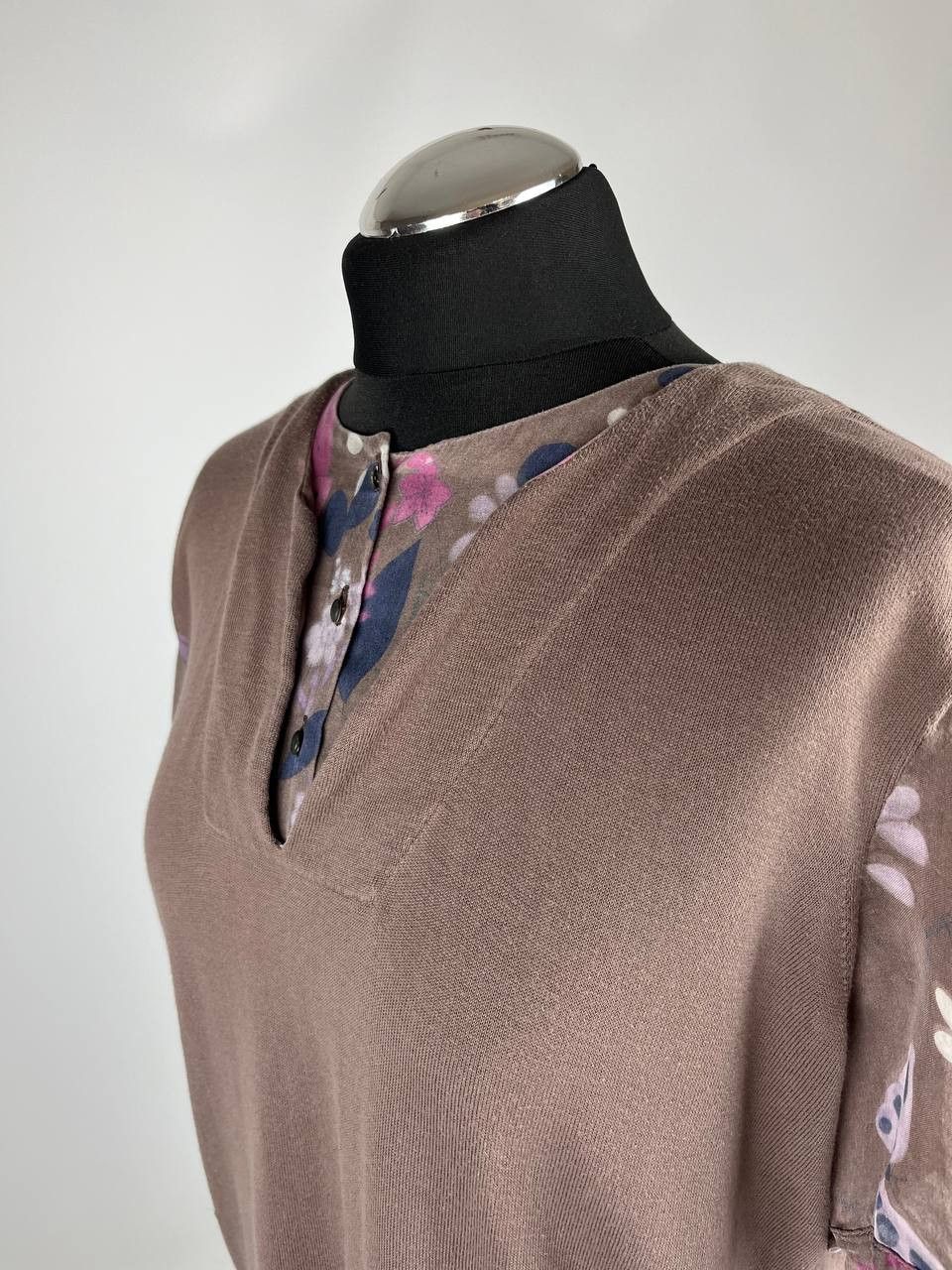 Salvatore Ferragamo × Vintage Salvatore Ferragamo Vintage Blouse Floral Prin (0446) Size XL / US 12-14 / IT 48-50 - 4 Thumbnail