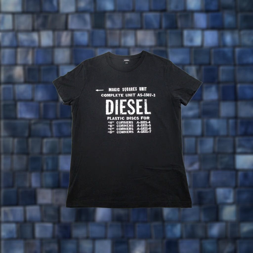 Diesel Diesel Mens T-Shirt Black XL Crew Neck Graphic Spell Out Unit Read Vintage No Size US XL / EU 56 / 4 - 1 Thumbnail