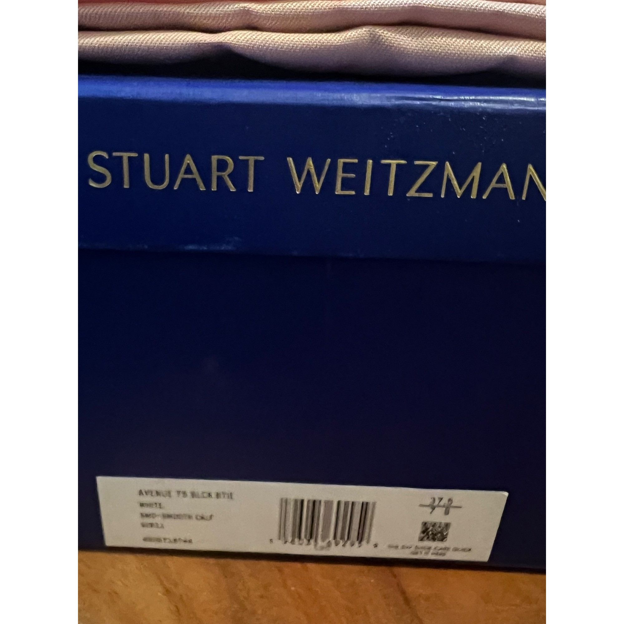 Stuart Weitzman Stuart Weitzman Avenue 75 Block White Heels NWB - Size 7B (3 Size US 7 / IT 37 - 3 Thumbnail