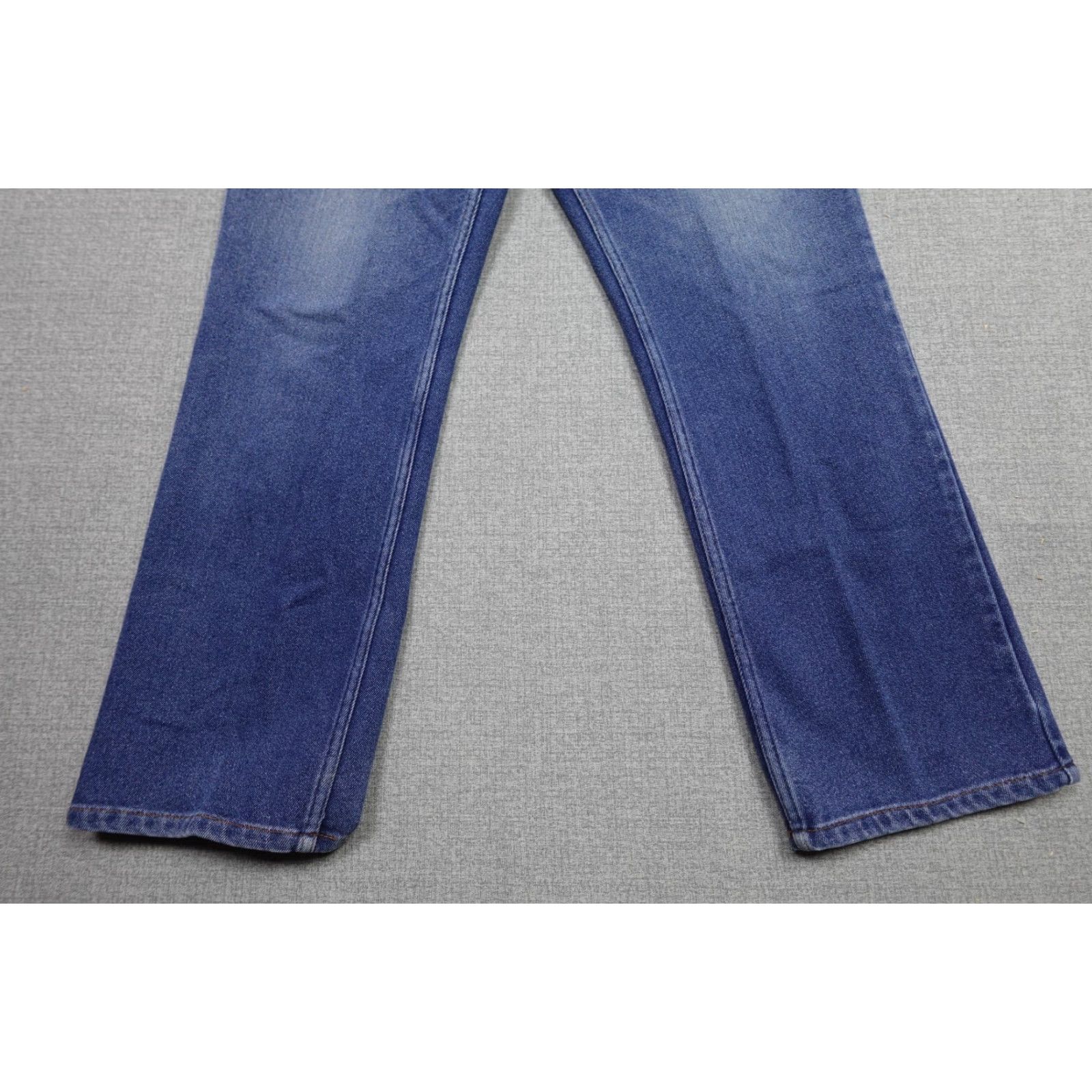 Levi's VINTAGE Levi's Jeans Mens 36x32 Blue Baggy Loose Fit Hip Hop Skater Dark Wash Boots? Size US 36 / EU 52 - 3 Thumbnail