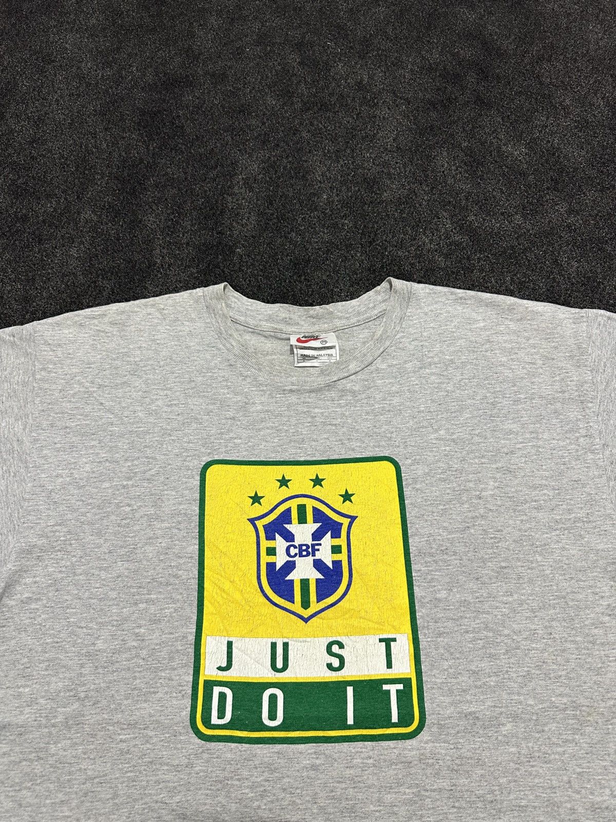 Nike Nike Vintage Y2K Brazil CBF "Just Do It" Futebol T-Shirt Size US M / EU 48-50 / 2 - 2 Thumbnail