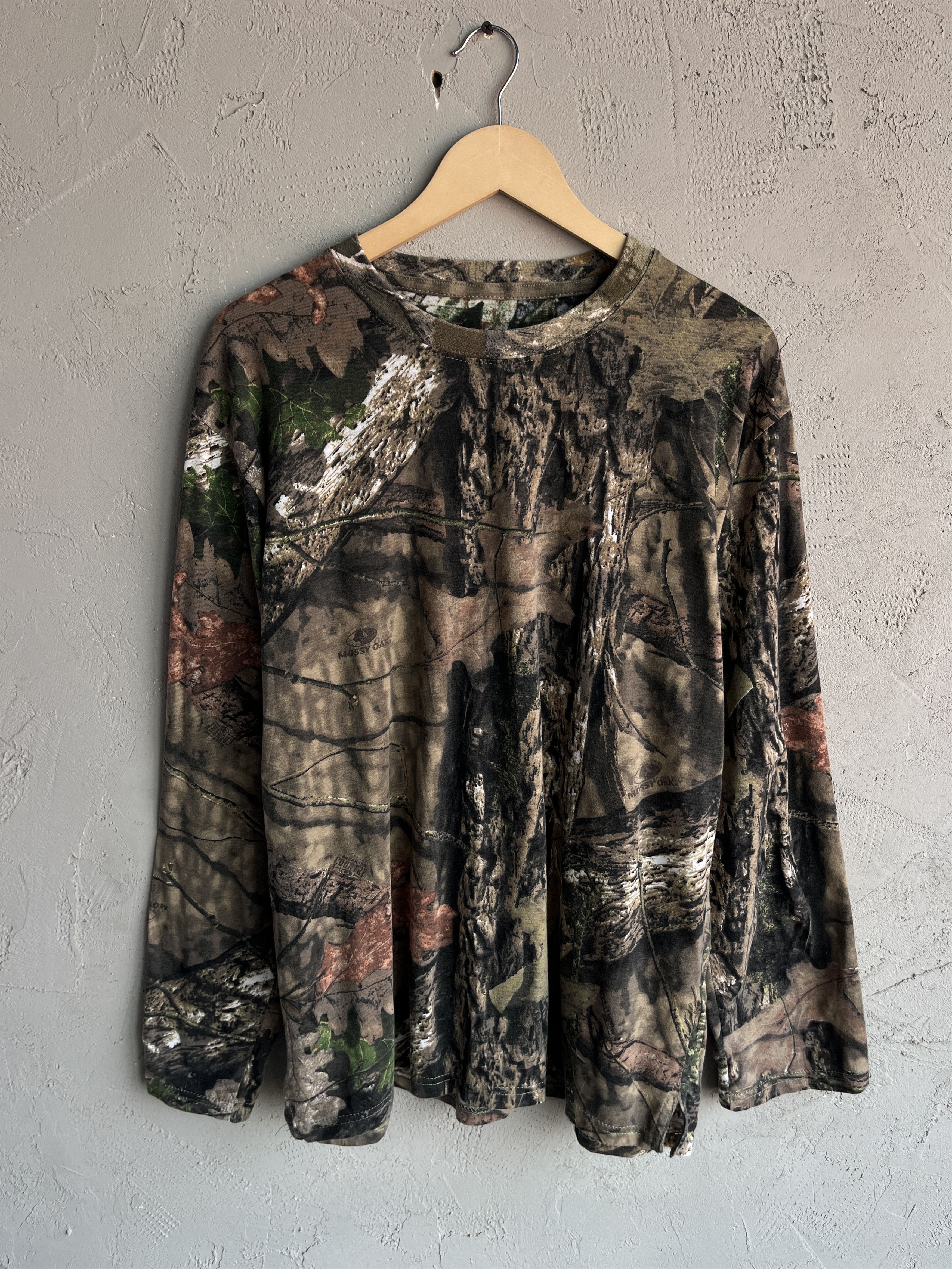 Mossy Oaks Crazy Vintage Y2K Real Tree Camo Long Sleeve T Shirt Unique Size US XL / EU 56 / 4 - 1 Thumbnail