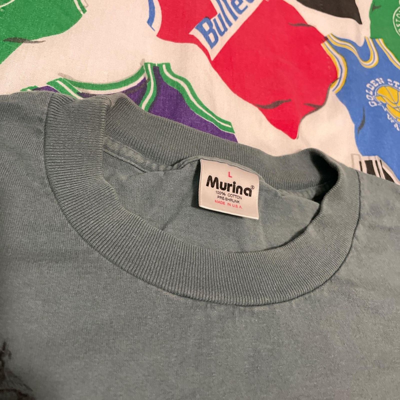 Ocean Pacific × Vintage Vintage 90s Dolphin Ocean Board Riding Surf Boat Water Tee Size US L / EU 52-54 / 3 - 4 Thumbnail