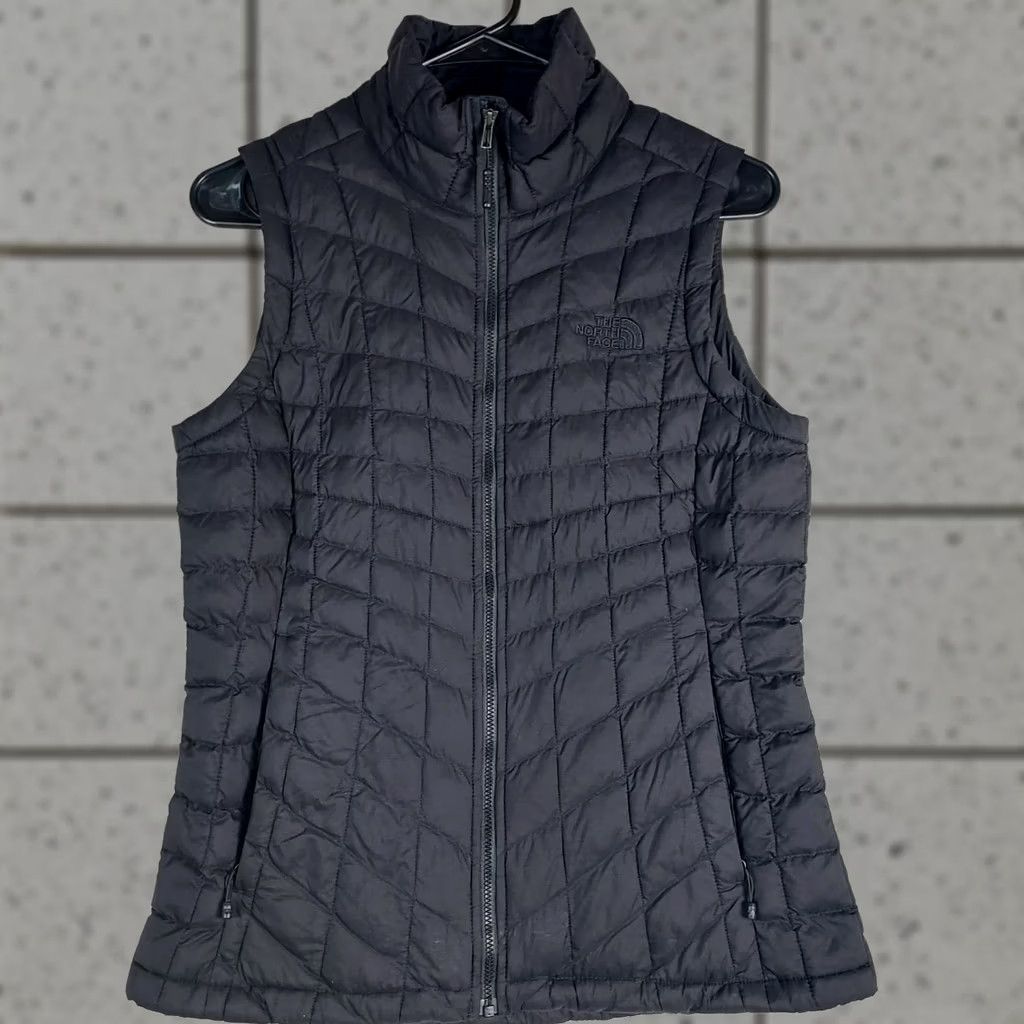 The North Face The North Face Womens Black Quilted Puffer Vest XS Full Zip Size XS / US 0-2 / IT 36-38 - 1 Thumbnail
