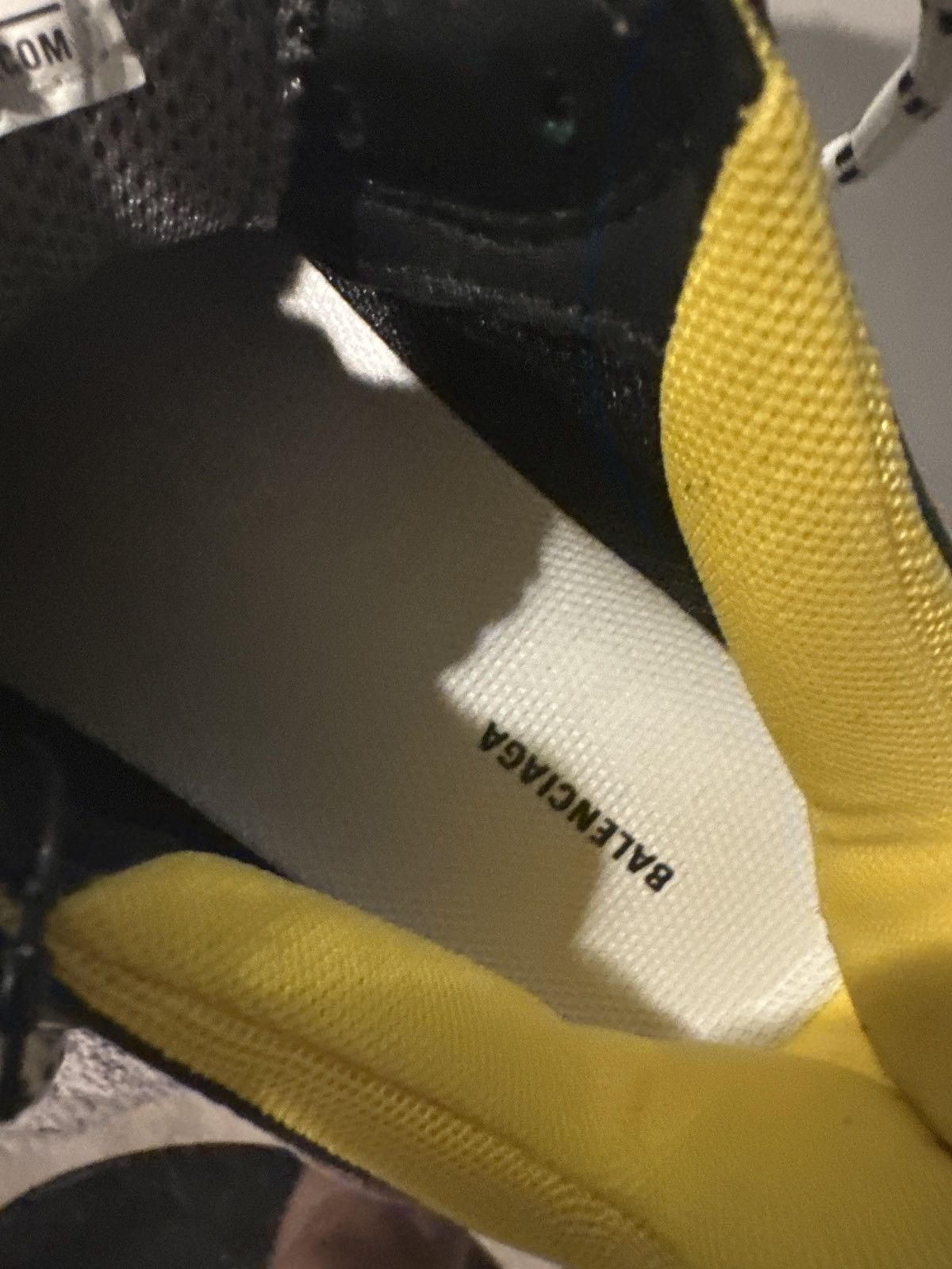 Balenciaga Balenciaga Triple S Sneaker Size US 7 / IT 37 - 10 Thumbnail