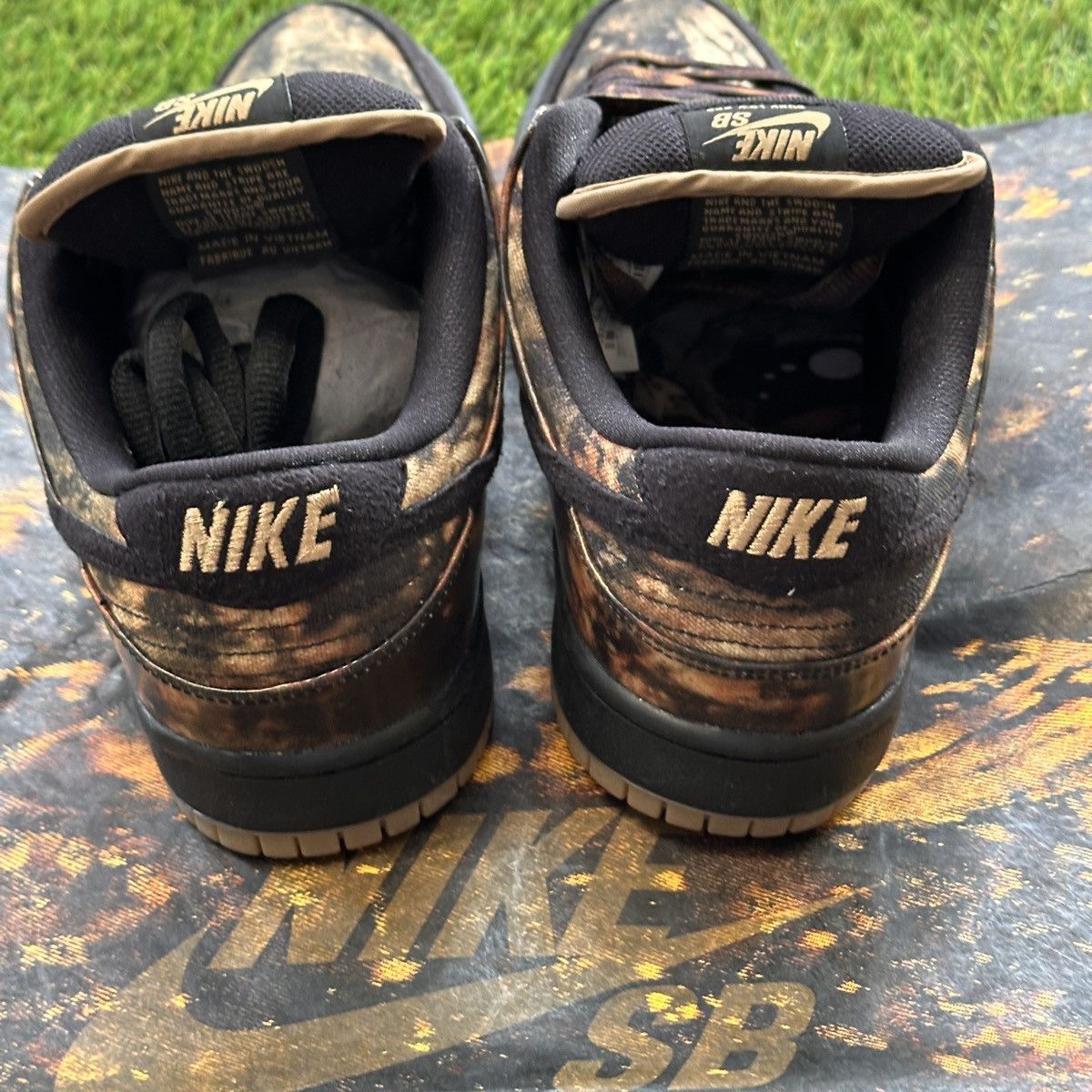 Nike NIKE SB DUNK LOW PREMIUM PUSHEAD 2 - 536356 002 Size US 8.5 / EU 41-42 - 7 Thumbnail