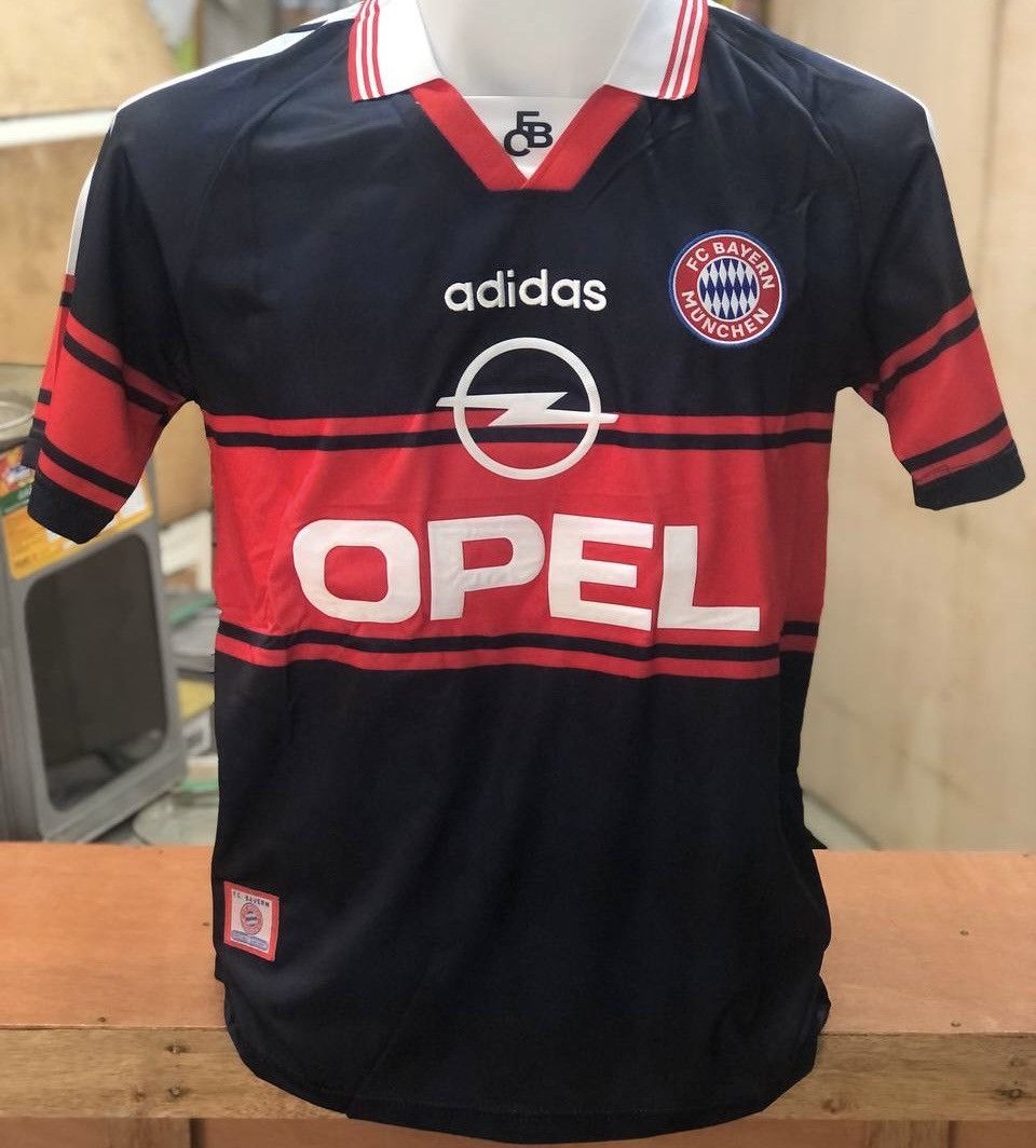 Vintage Vintage Jersey Buyern Munich 1997-1998 Home Kit Size US XL / EU 56 / 4 - 2 Thumbnail