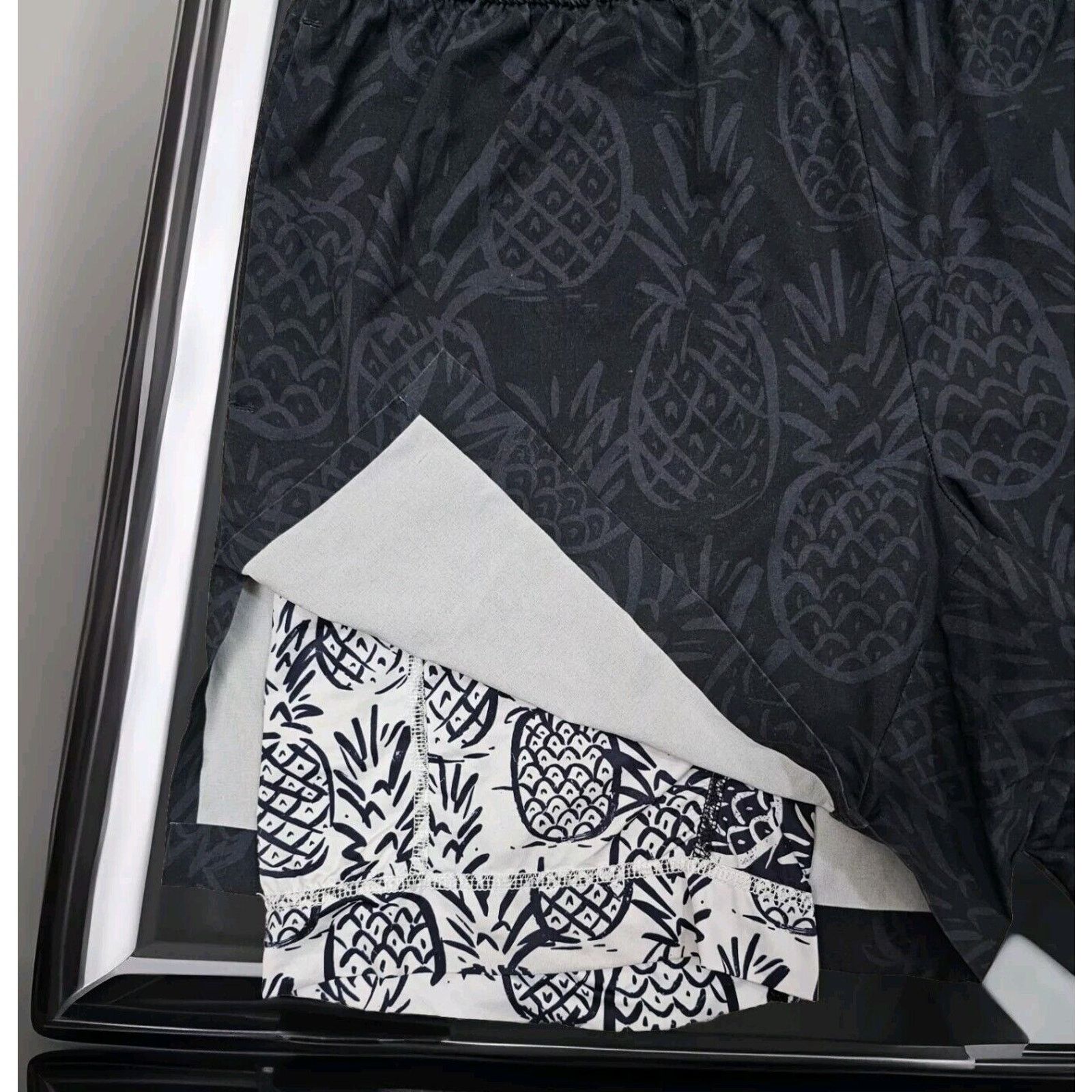 Chubbies Chubbies 5.5" Swim Trunk w/Liner - The En Fuegos - Large Size US 28 / EU 44 - 5 Thumbnail