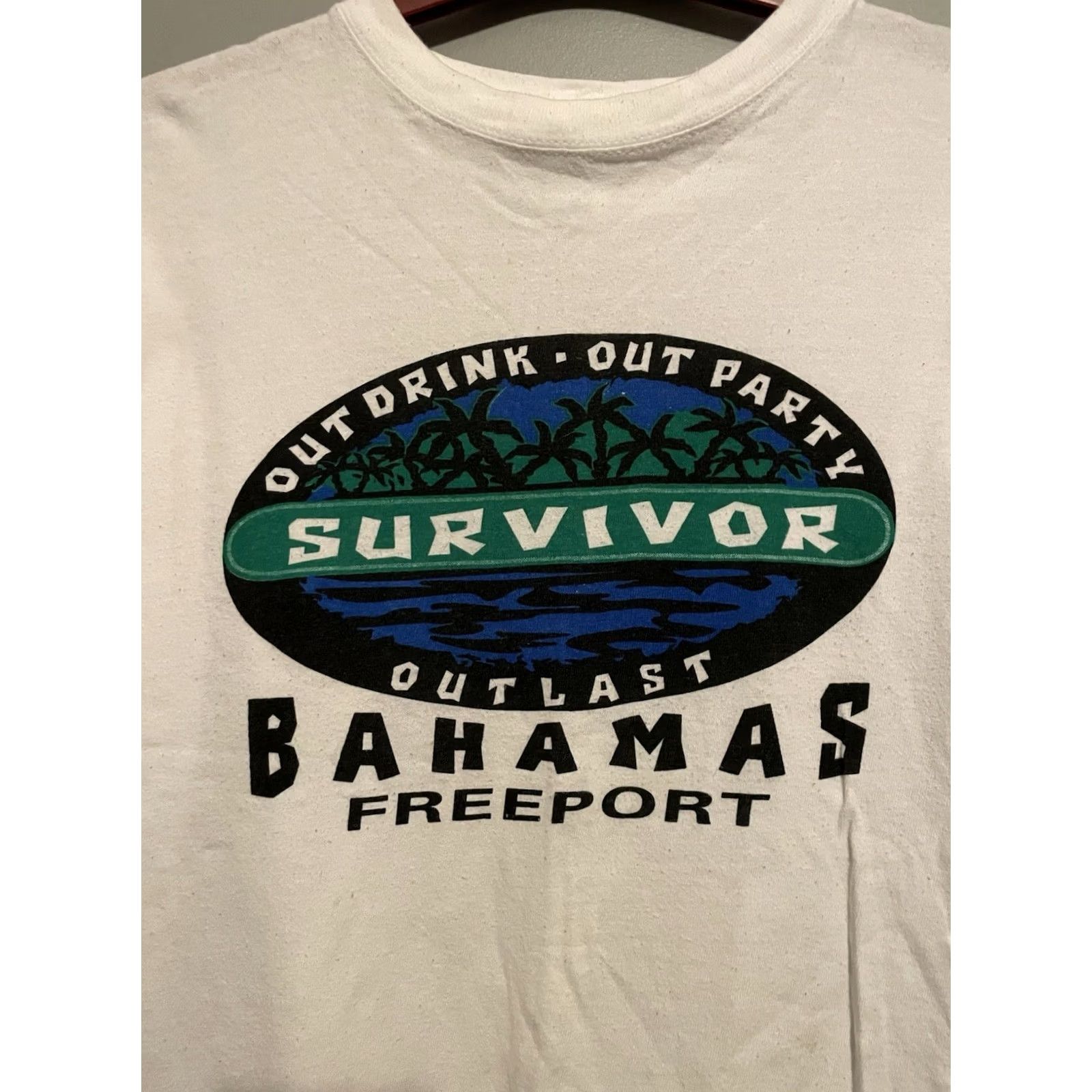 Vintage Vintage Survivor Bahamas Freeport Shirt, Size Medium, TV Show White, B442 Size US M / EU 48-50 / 2 - 2 Thumbnail