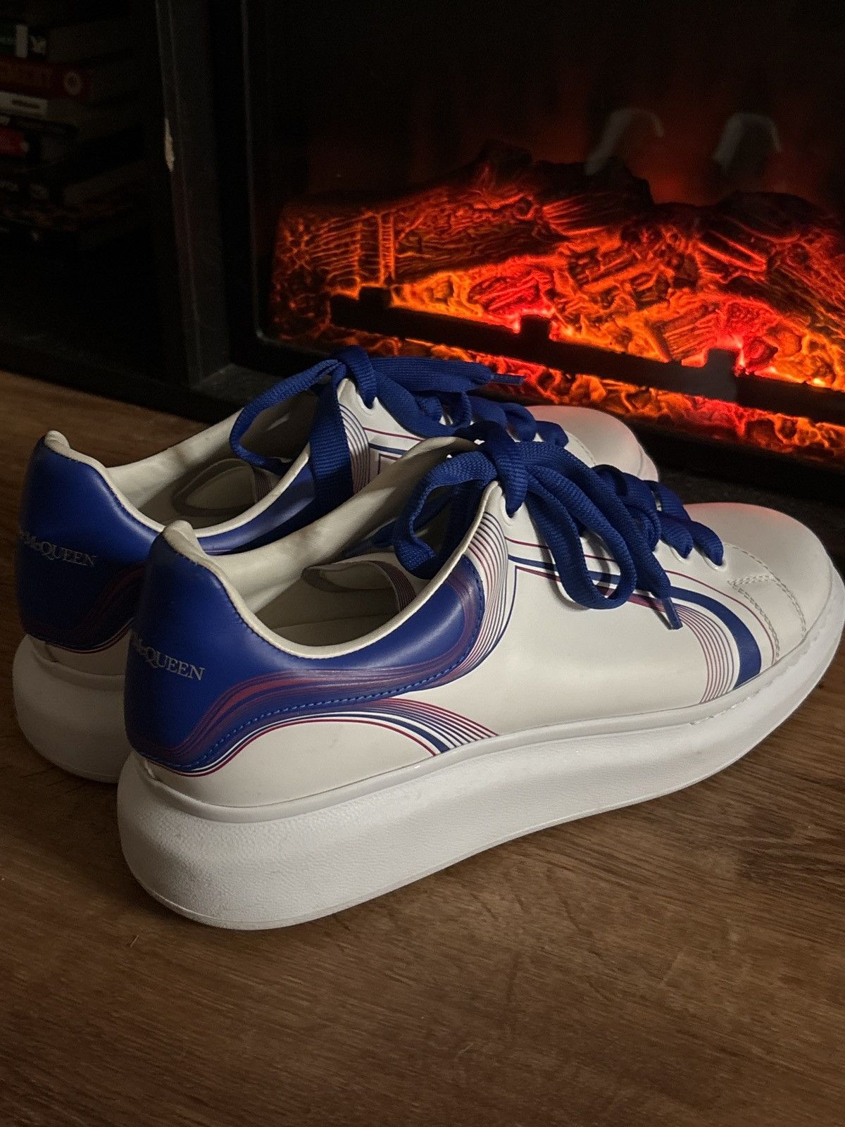 Alexander McQueen Alex mcqueens Oversized White/Blue Size US 11 / EU 44 - 1 Thumbnail