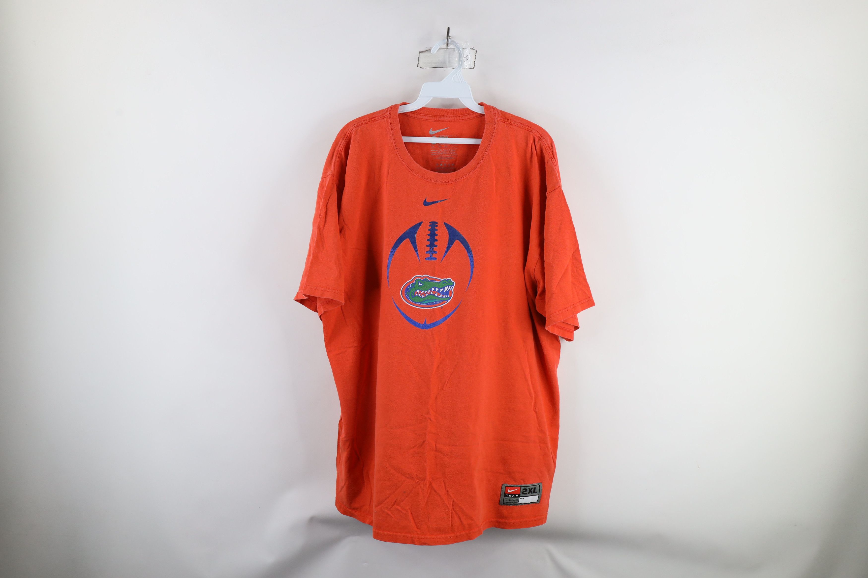 Nike × Vintage Vintage Nike Swoosh University of Florida Football T-Shirt Size US XXL / EU 58 / 5 - 1 Thumbnail