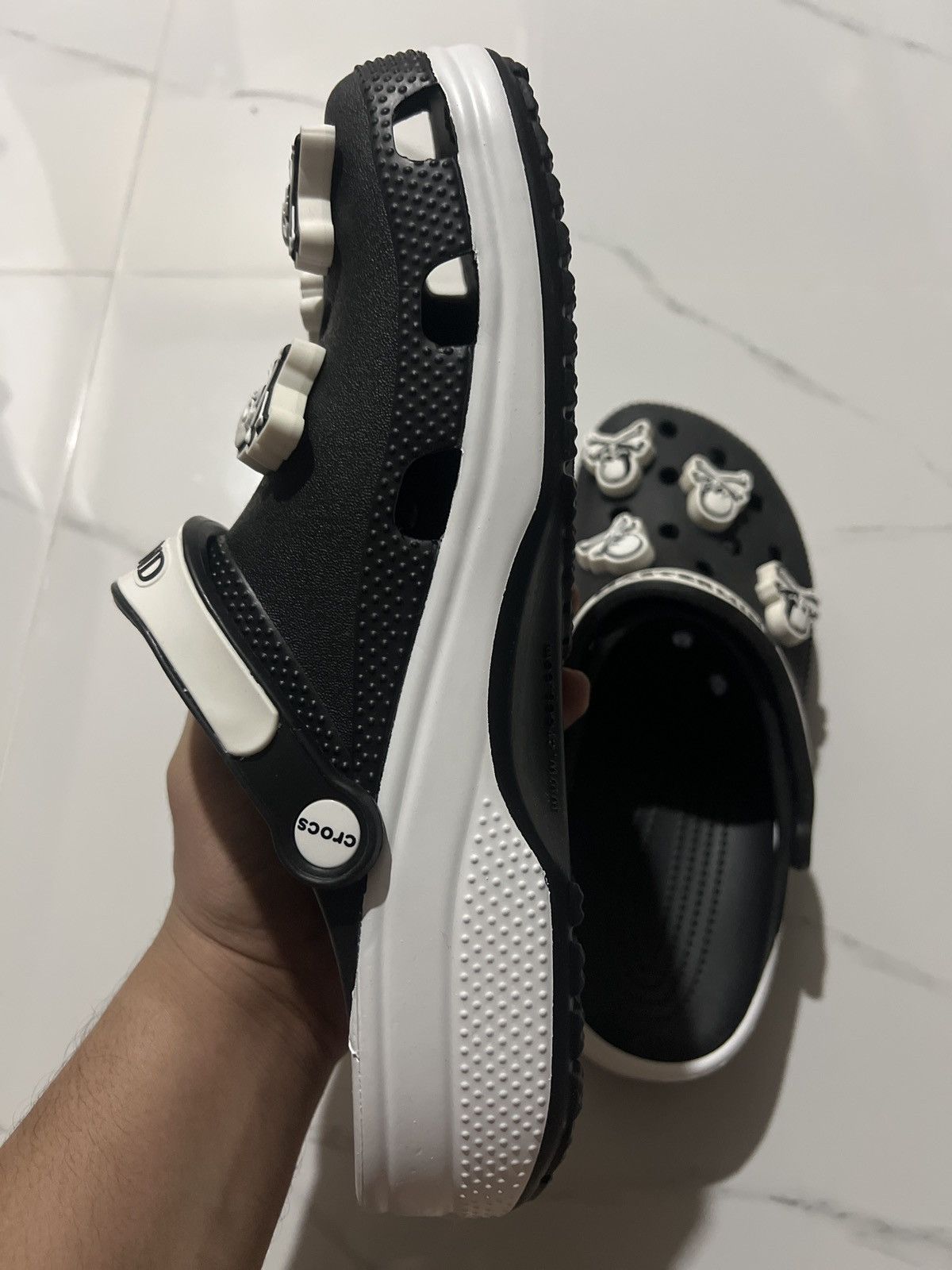 Crocs × Mastermind Japan Crocs x Mastermind Classic Clog BLACK/WHITE SIZE M10/W11 US Size US 11 / EU 44 - 5 Thumbnail