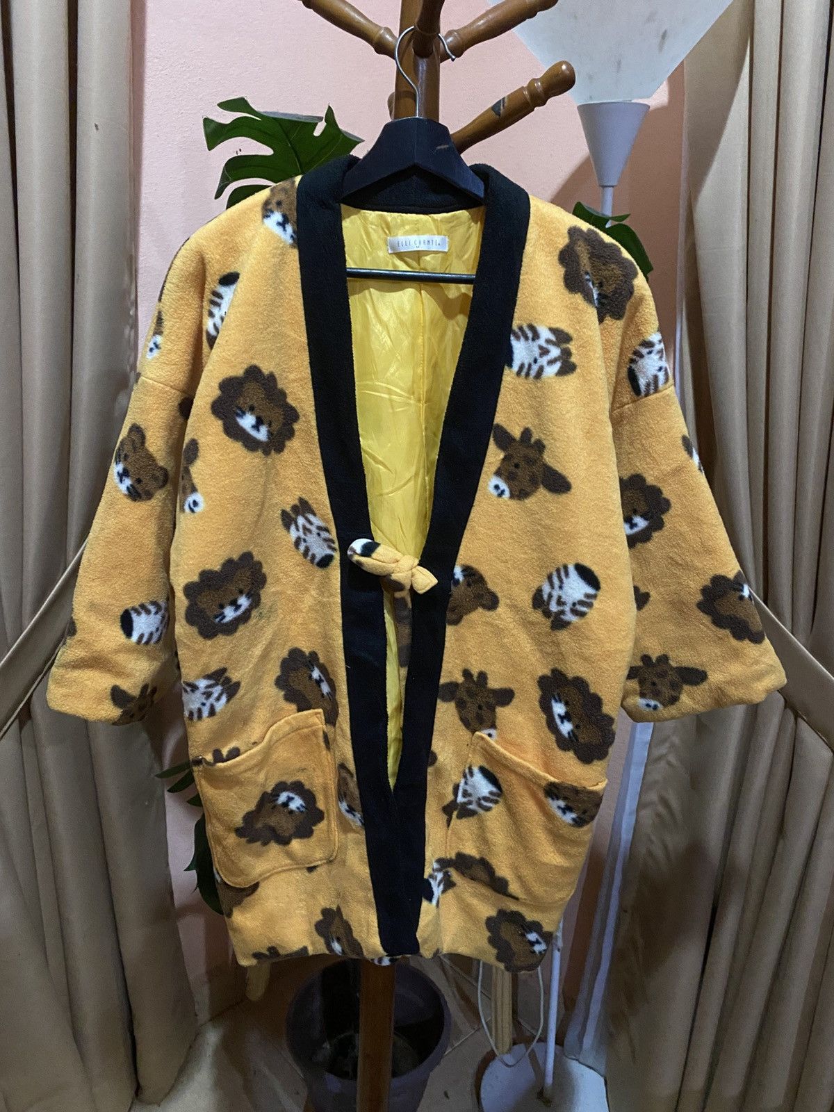 Vintage Vintage Elle Chante Fleece Kimono Robe with Animal Prints Size US M / EU 48-50 / 2 - 3 Thumbnail