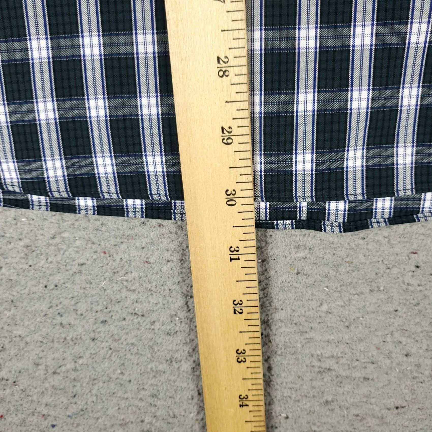 UNTUCKit UNTUCKit Shirt Mens XL Green Plaid Button-Up Long Sleeve Casual Style Size US XL / EU 56 / 4 - 5 Thumbnail