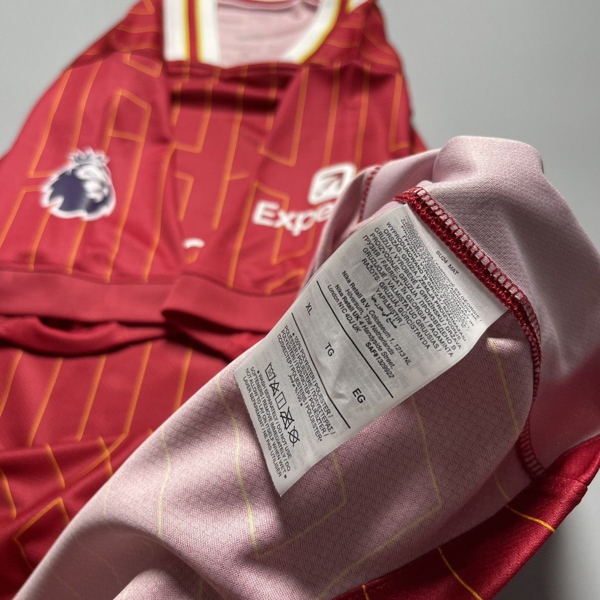 Nike LIVERPOOL NIKE 2024/2025 SOCCER HOME JERSEY #10 MAC ALLISTER Size US XL / EU 56 / 4 - 12 Thumbnail