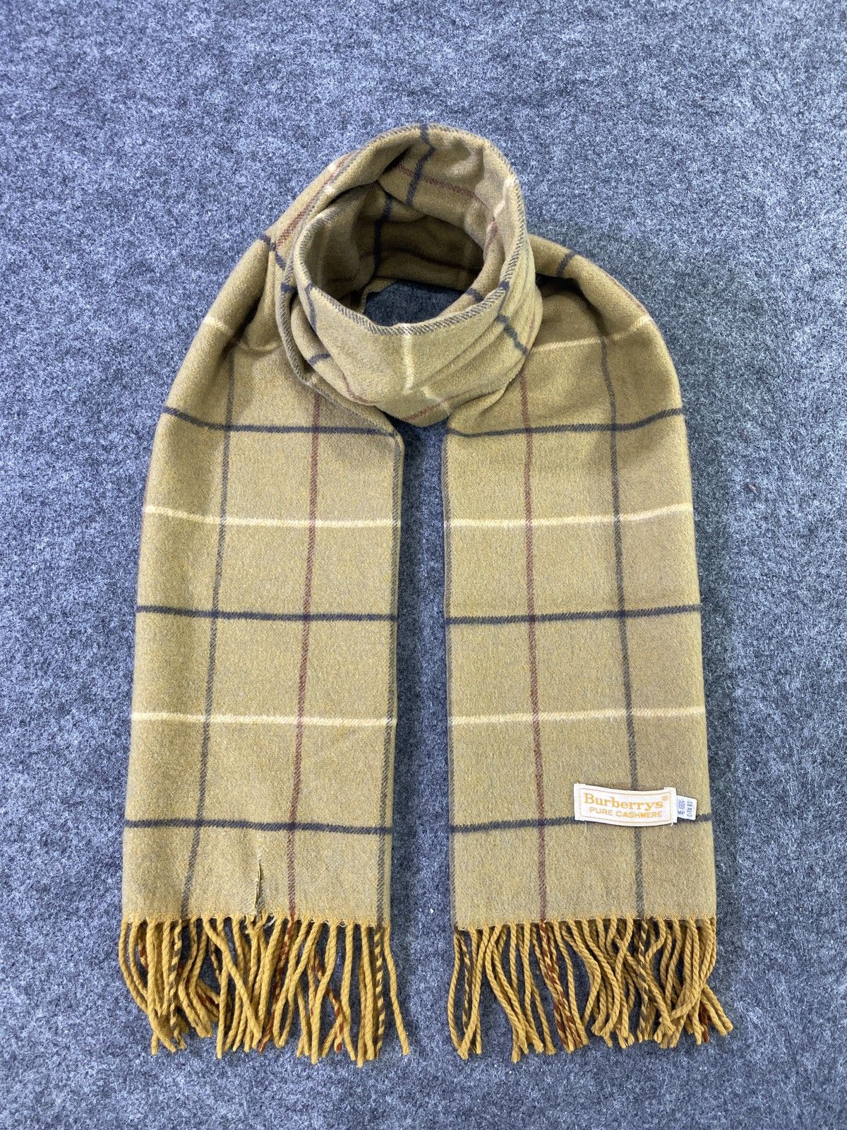 VINTAGE BURBERRY Scarf / Muffler / Neckwear -T688