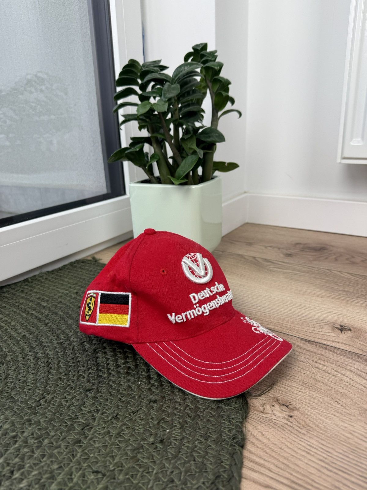 Ferrari 2006 F1 World Champion Michael Schumacher Ferrari Cap Size ONE SIZE - 1 Thumbnail