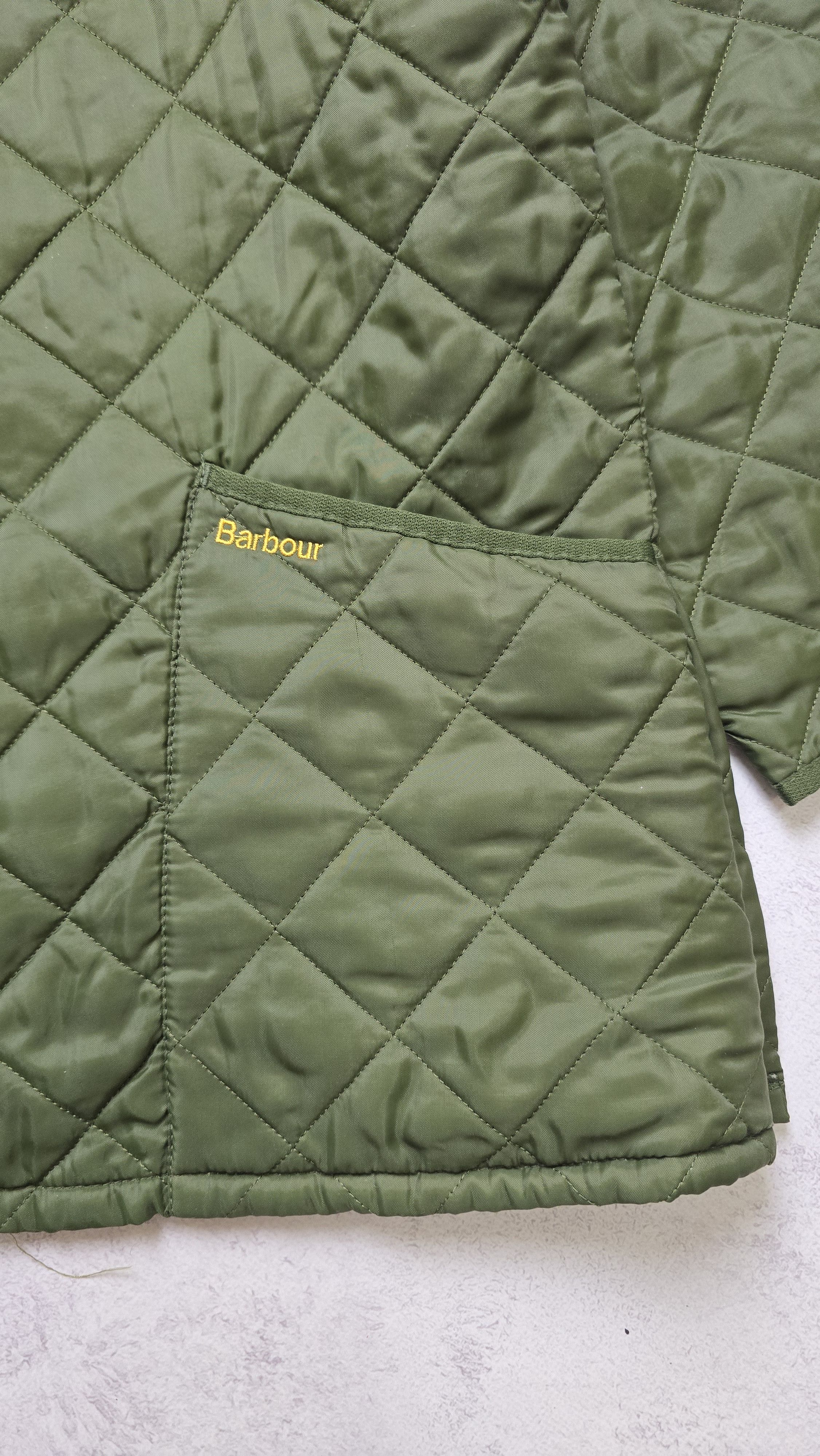 Barbour Liddesdale Quilted Jacket Olive Corduroy Collar Heritage Size US L / EU 52-54 / 3 - 10 Thumbnail
