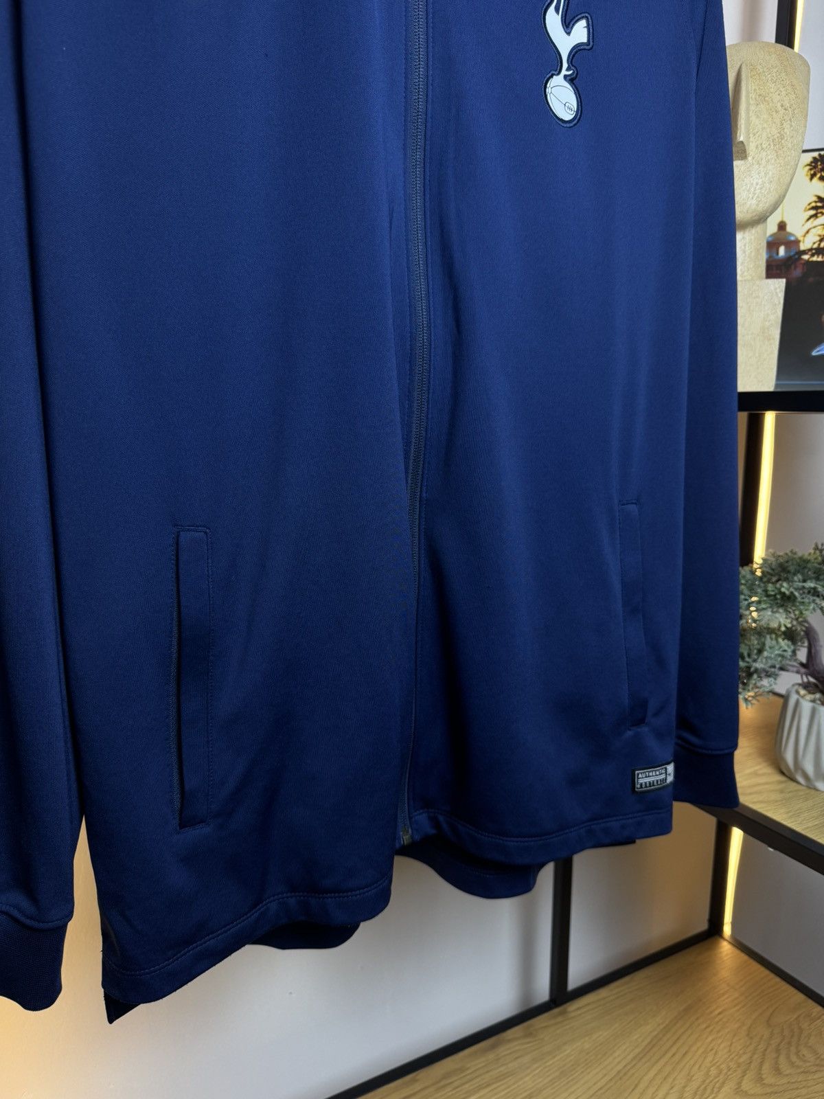 Nike × Vintage Tottenham Hotspur Nike soccer football jumper training shirt Size US L / EU 52-54 / 3 - 3 Thumbnail